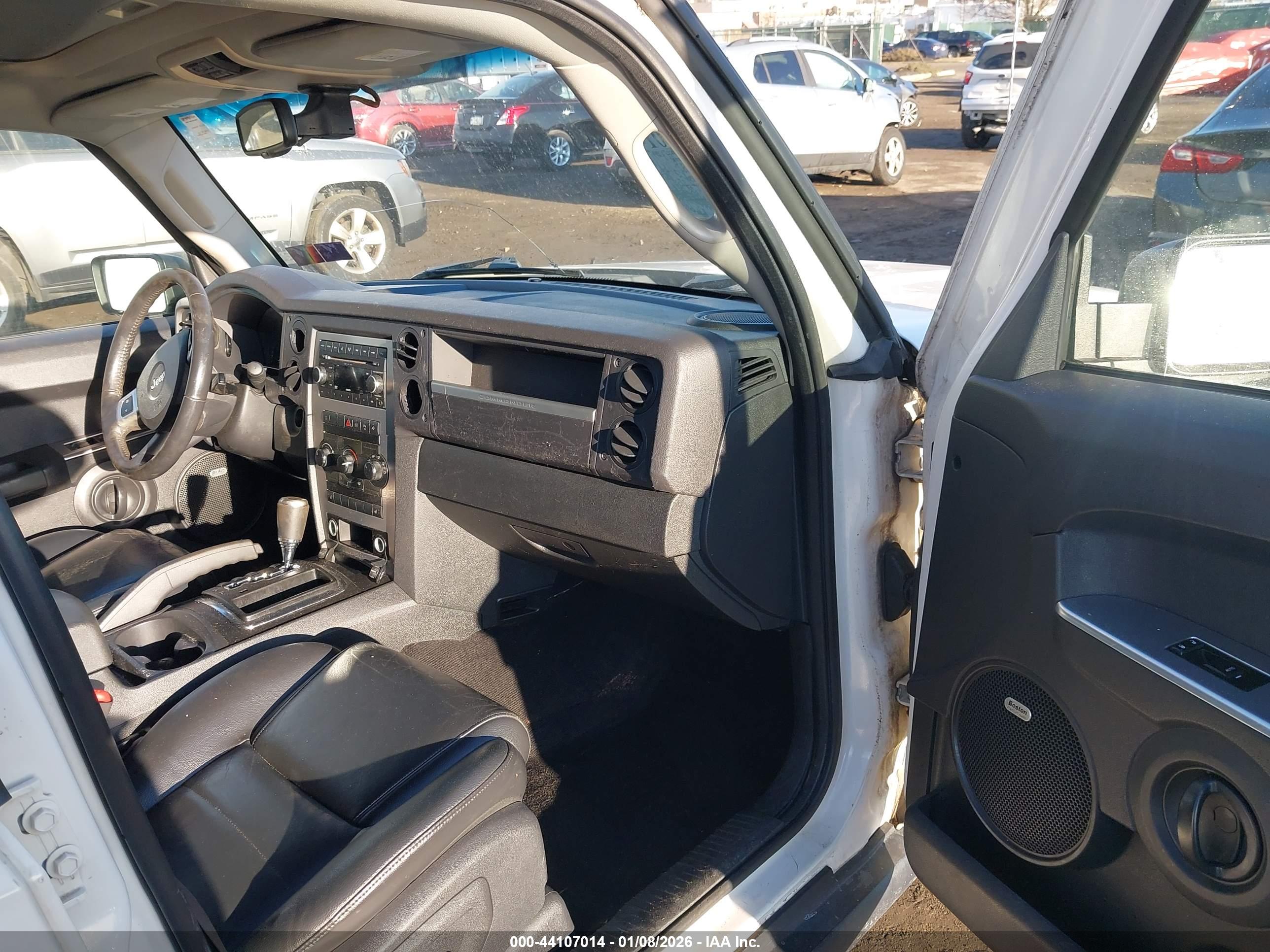 JEEP COMMANDER image 5