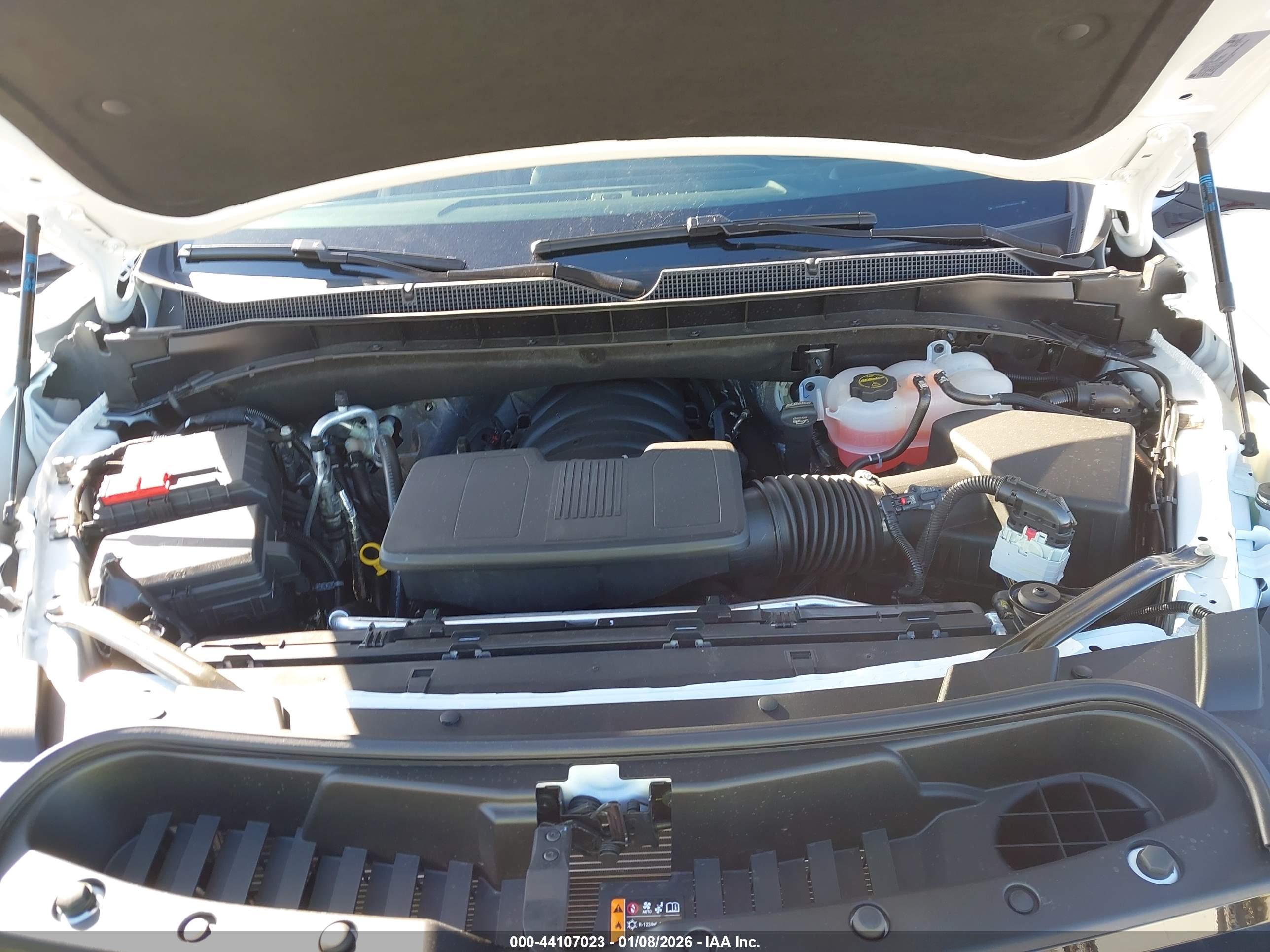 CHEVROLET TAHOE image 10