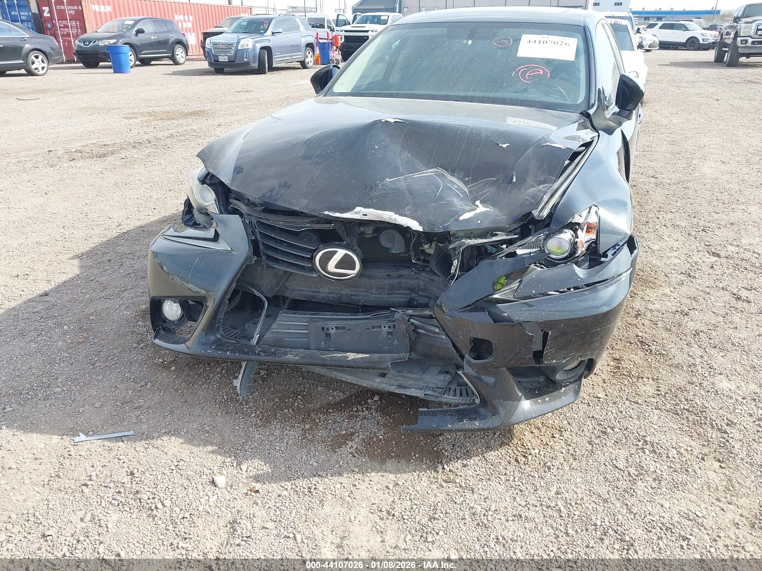 LEXUS IS image 6