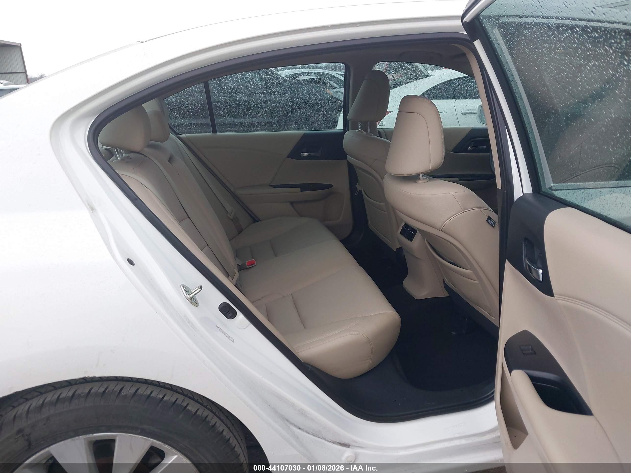 HONDA ACCORD image 8