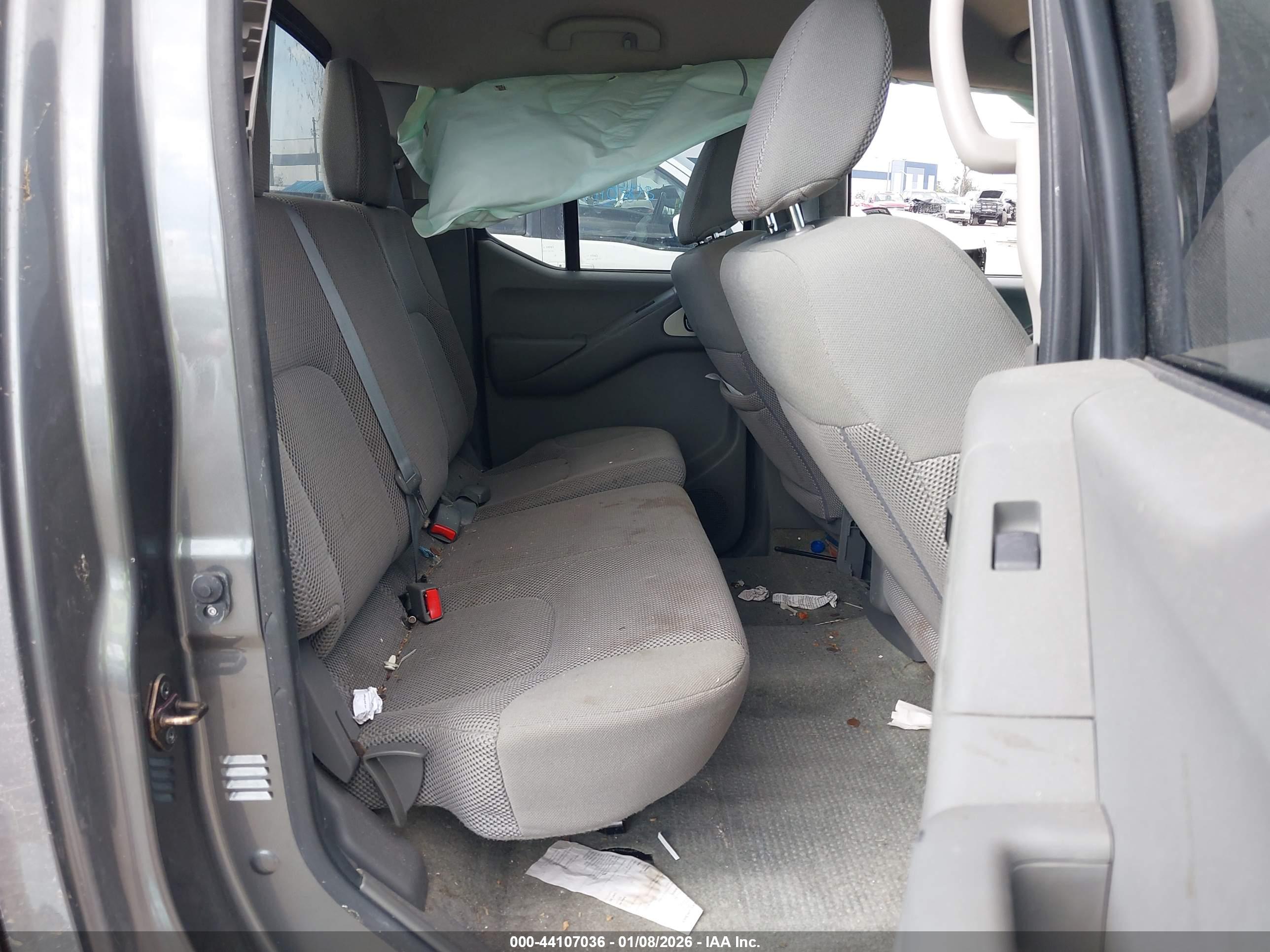 NISSAN FRONTIER image 8