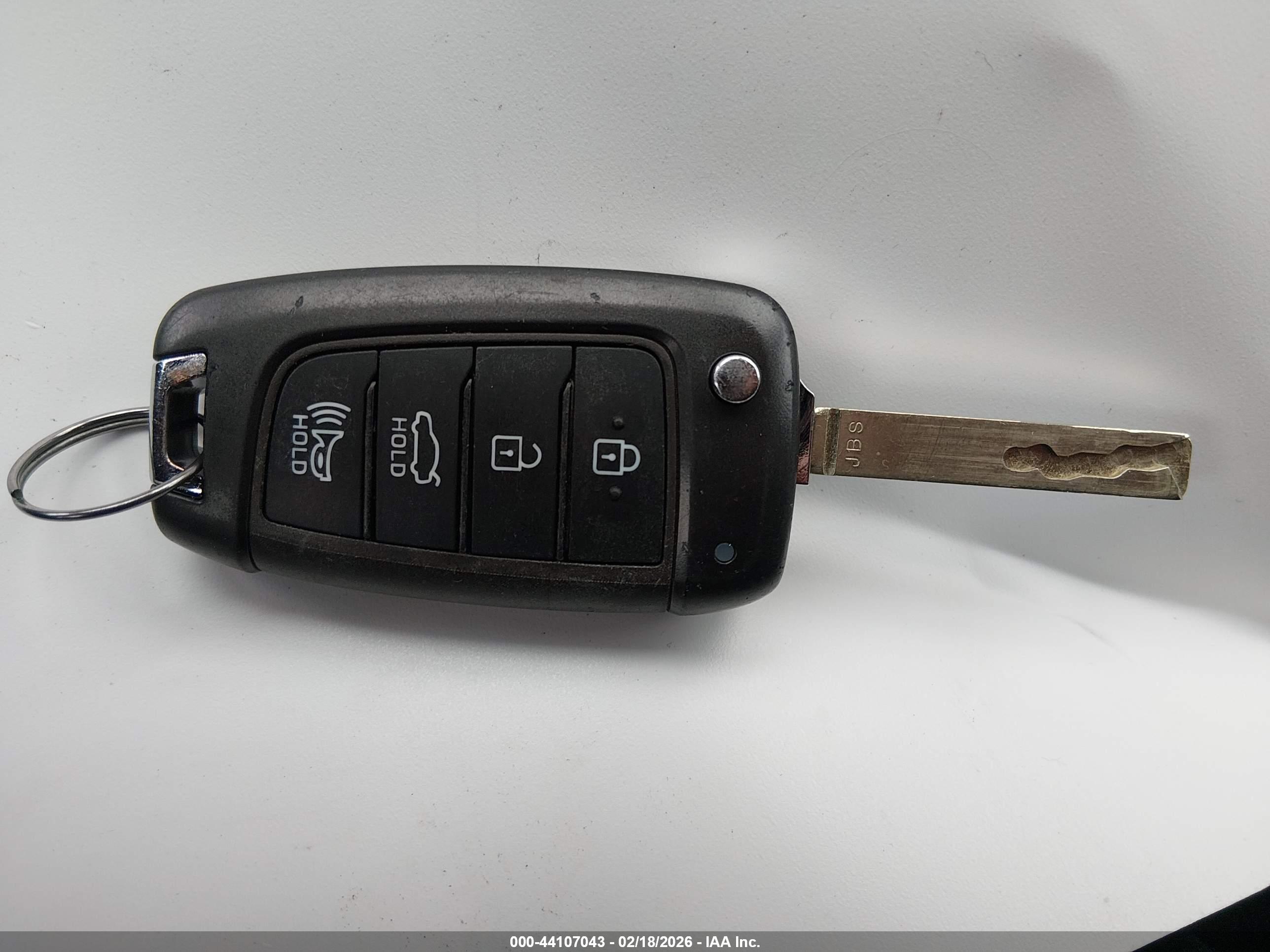 HYUNDAI ELANTRA image 11
