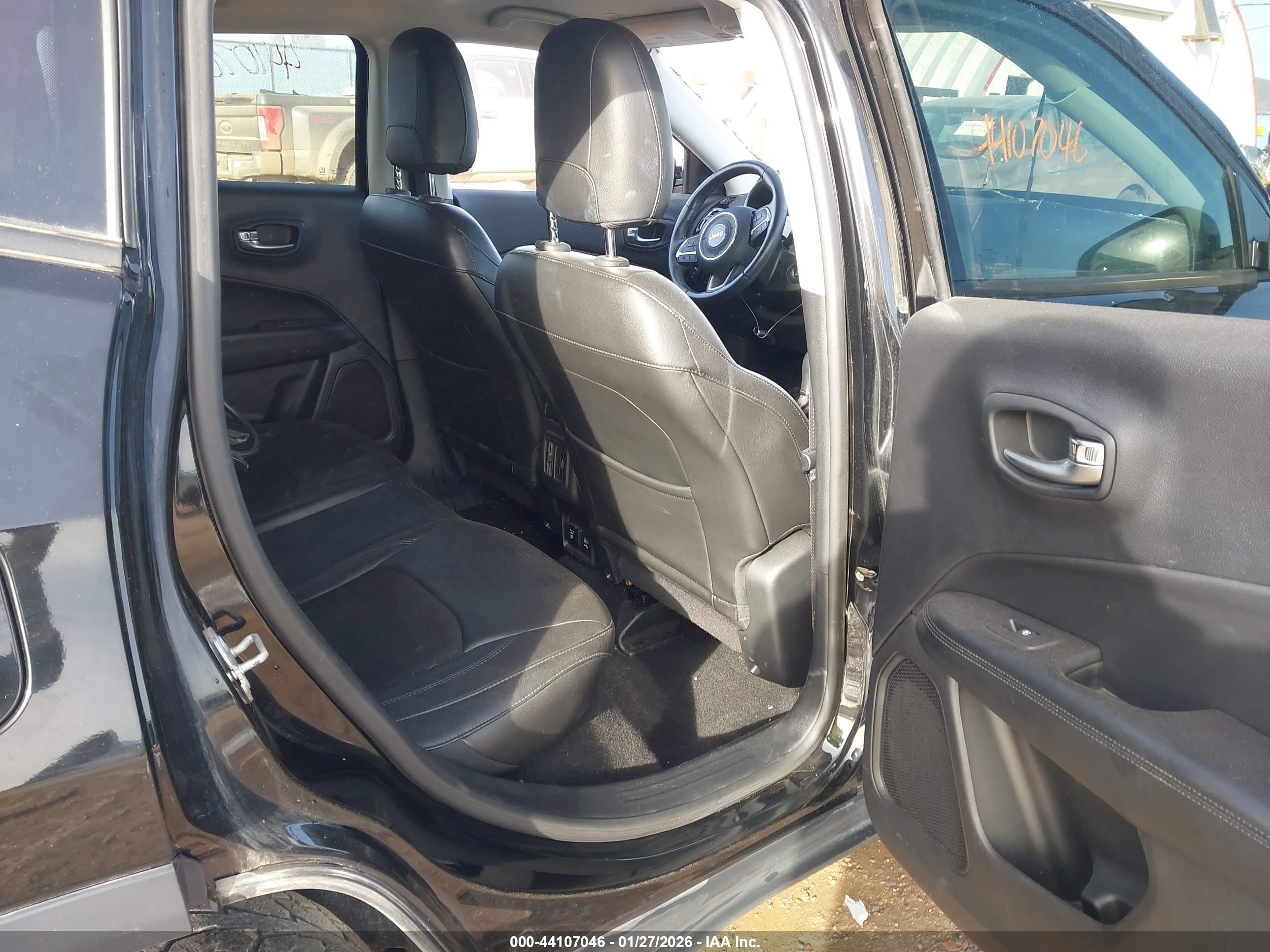 JEEP COMPASS image 8