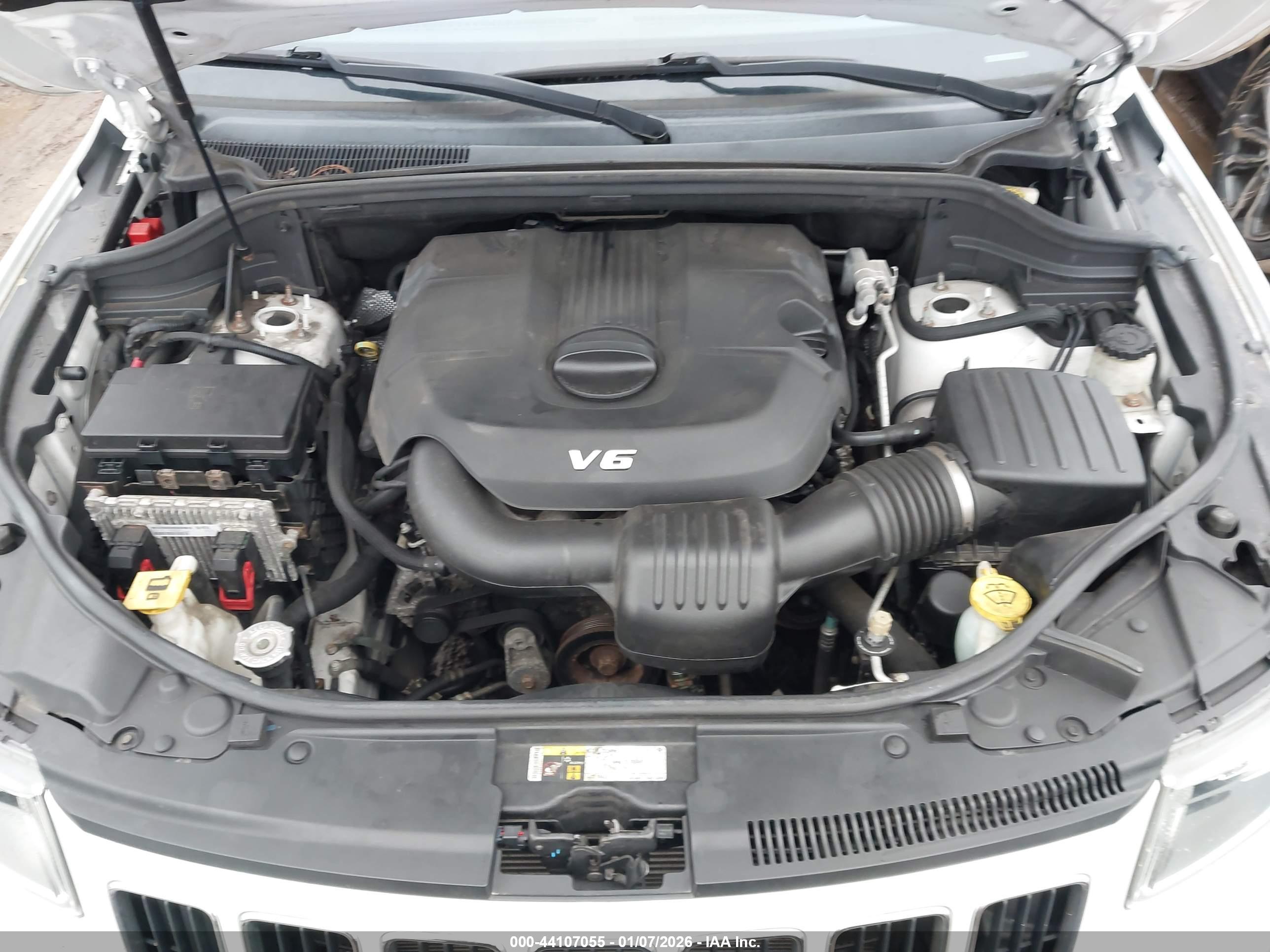 JEEP GRAND image 10