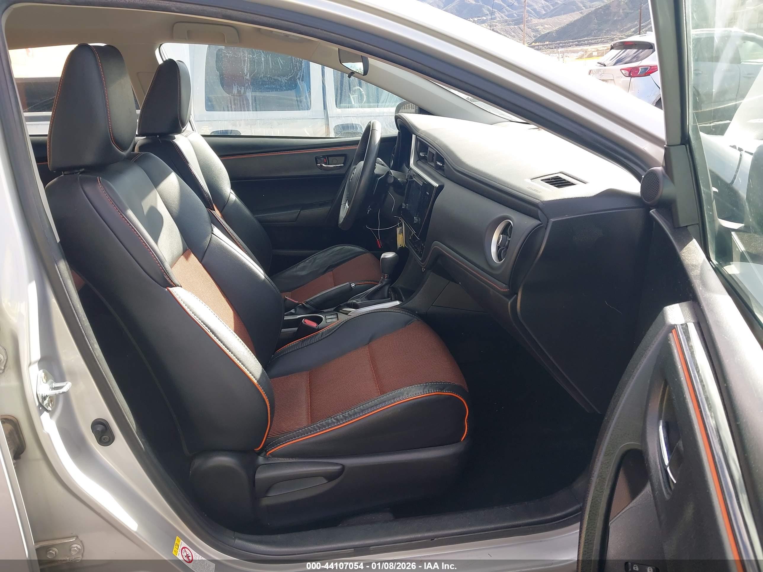TOYOTA COROLLA image 5