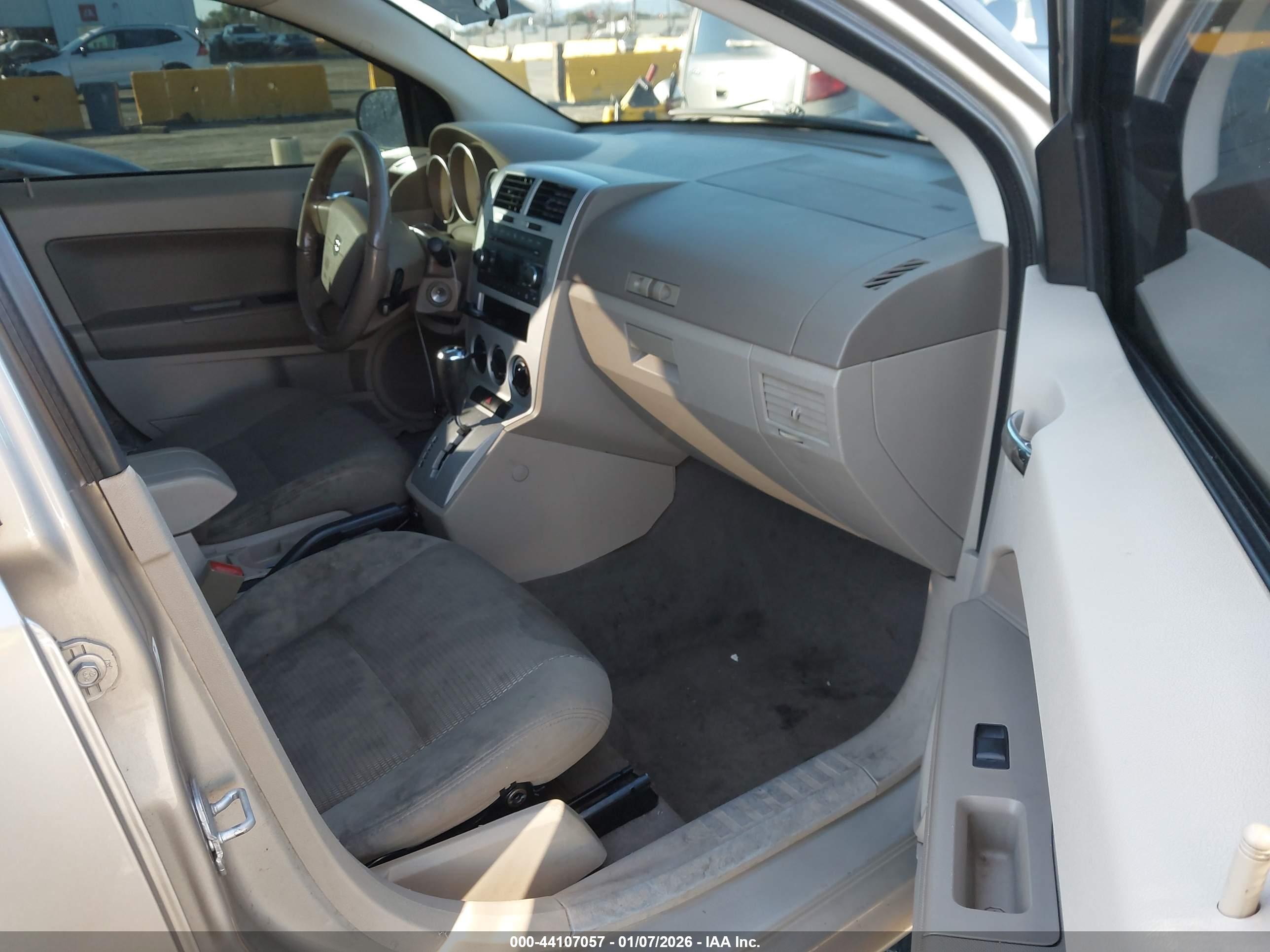 DODGE CALIBER image 5
