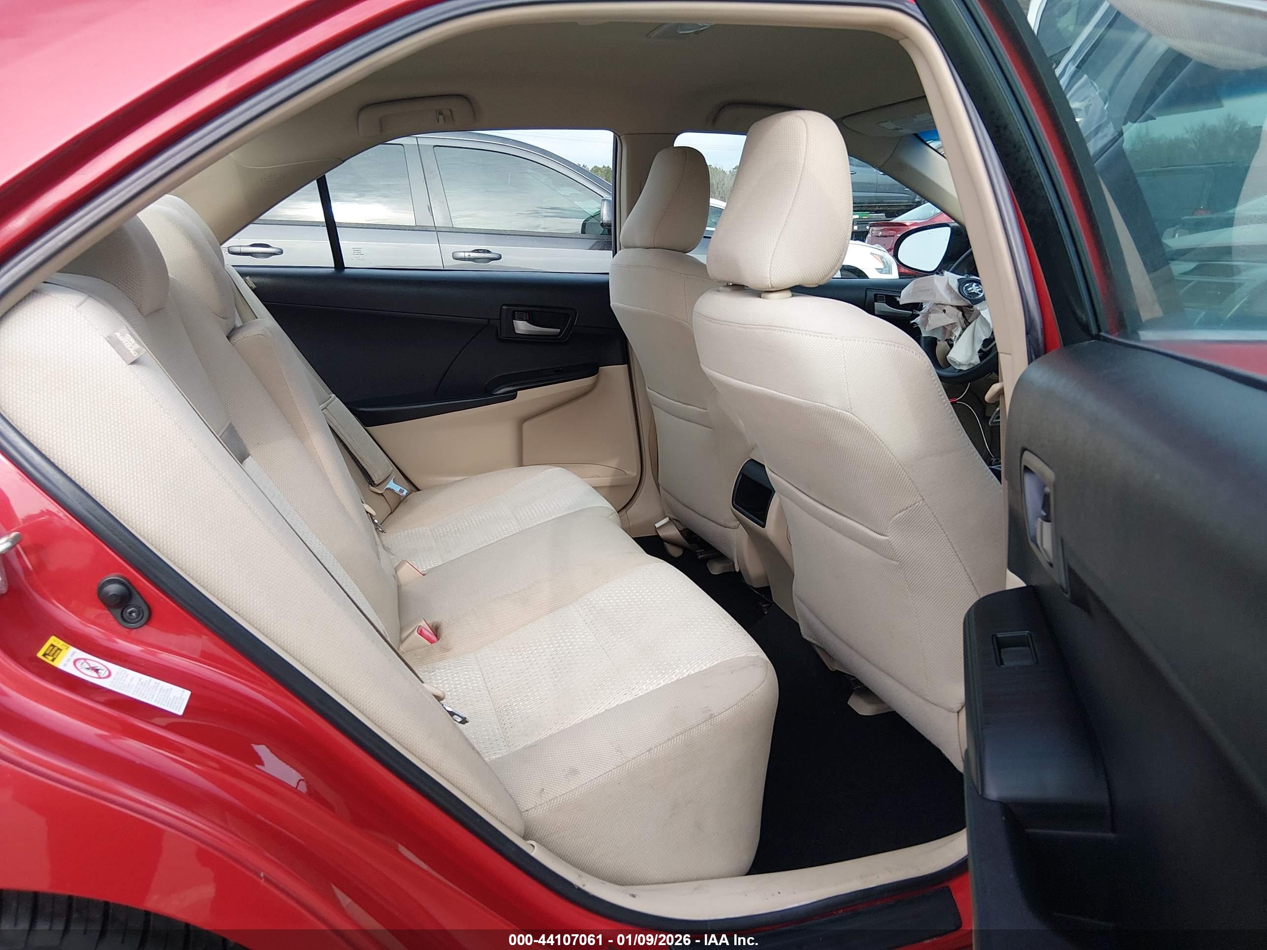 TOYOTA CAMRY image 8