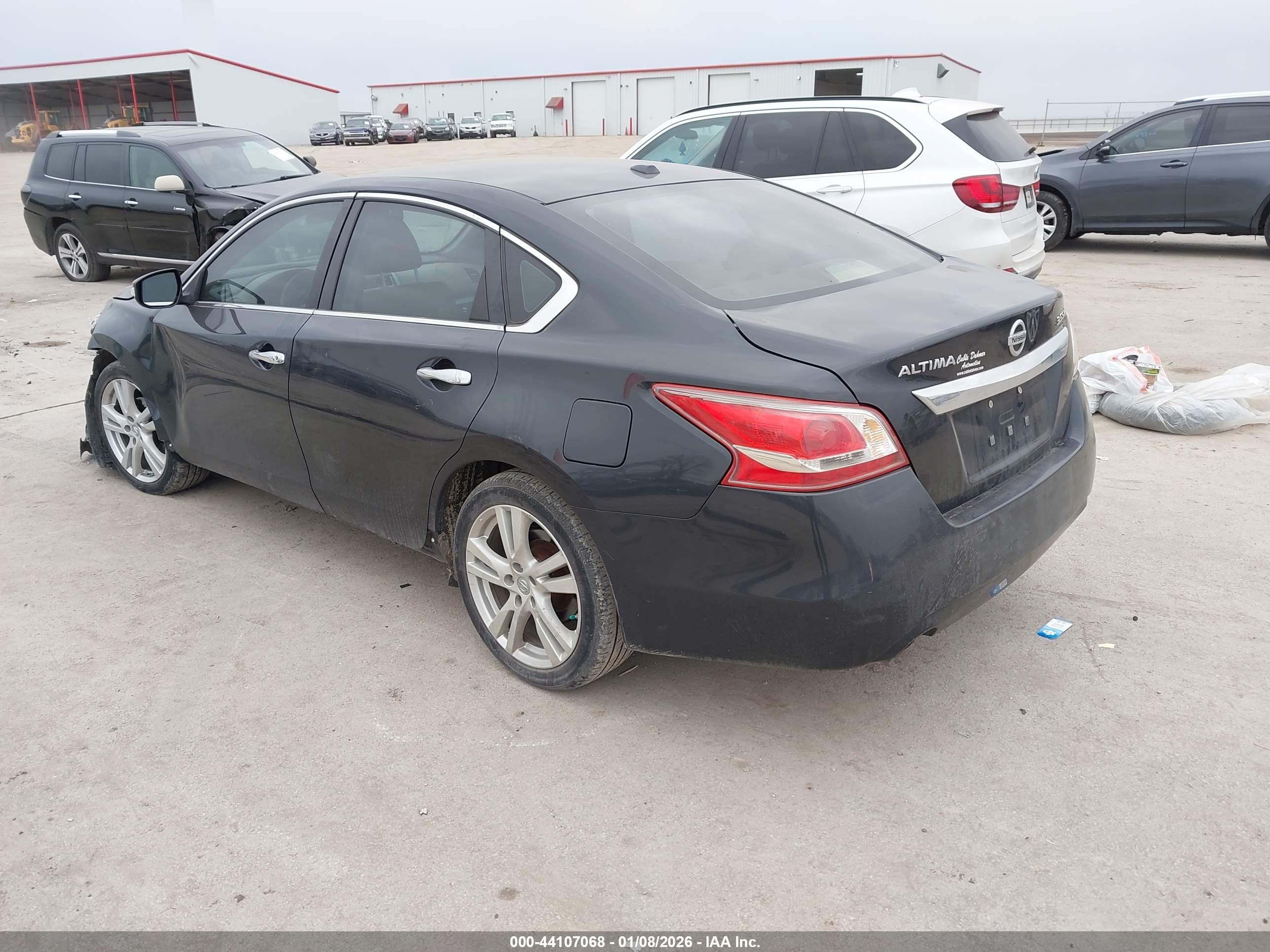 NISSAN ALTIMA image 3