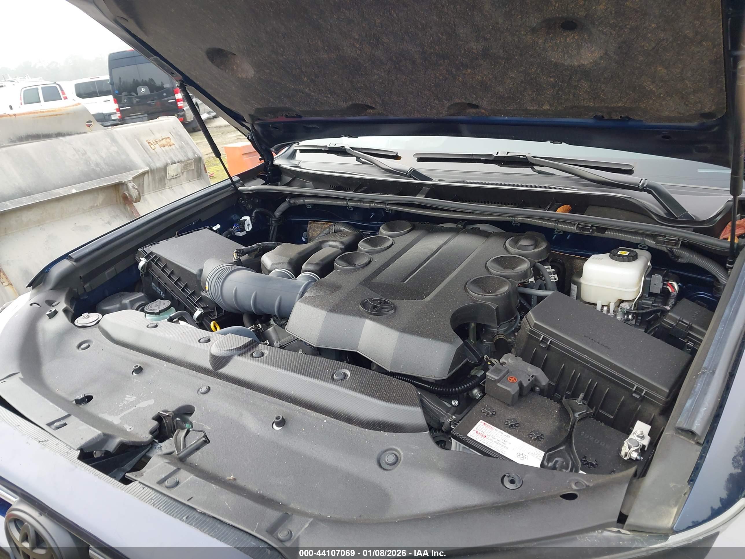 TOYOTA 4RUNNER image 10