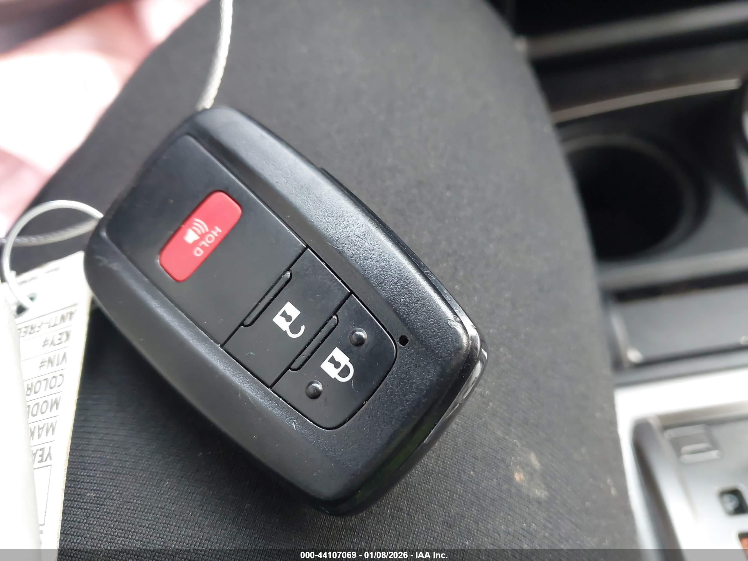 TOYOTA 4RUNNER image 11