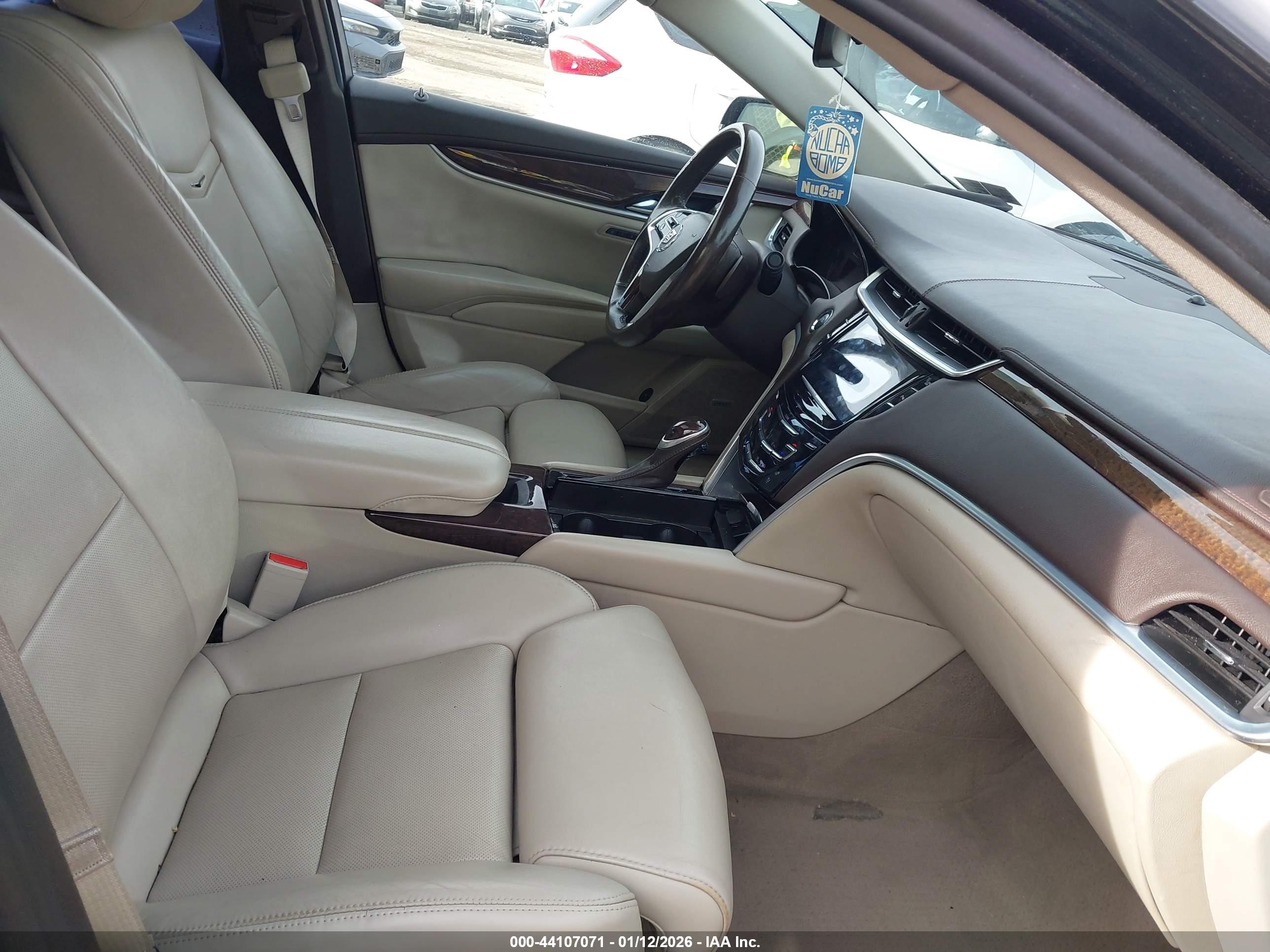 CADILLAC XTS image 5