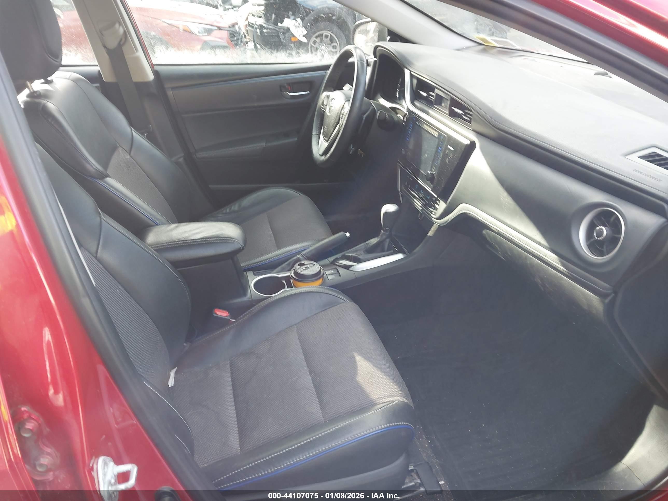 TOYOTA COROLLA image 5