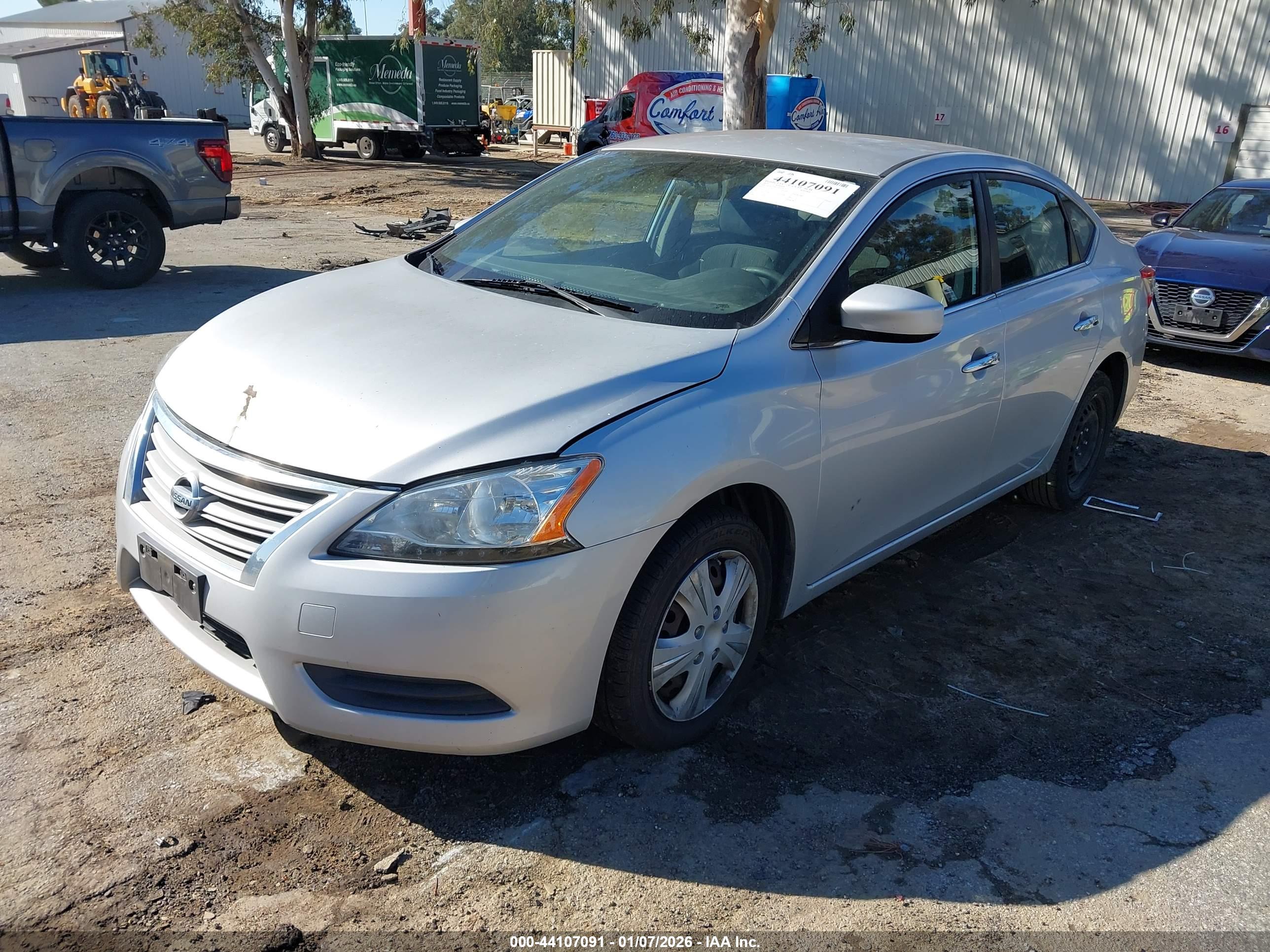 NISSAN SENTRA image 2