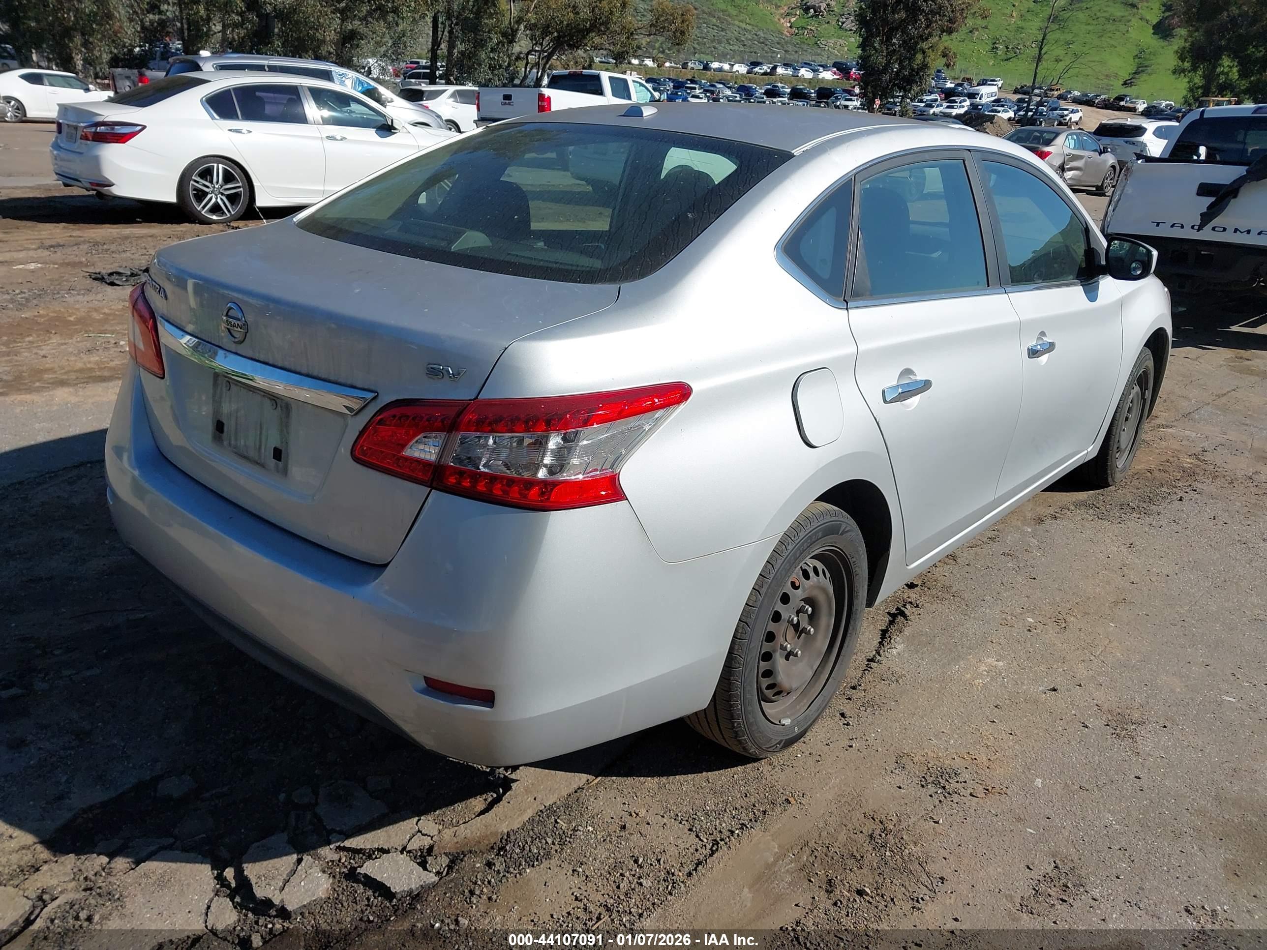 NISSAN SENTRA image 4