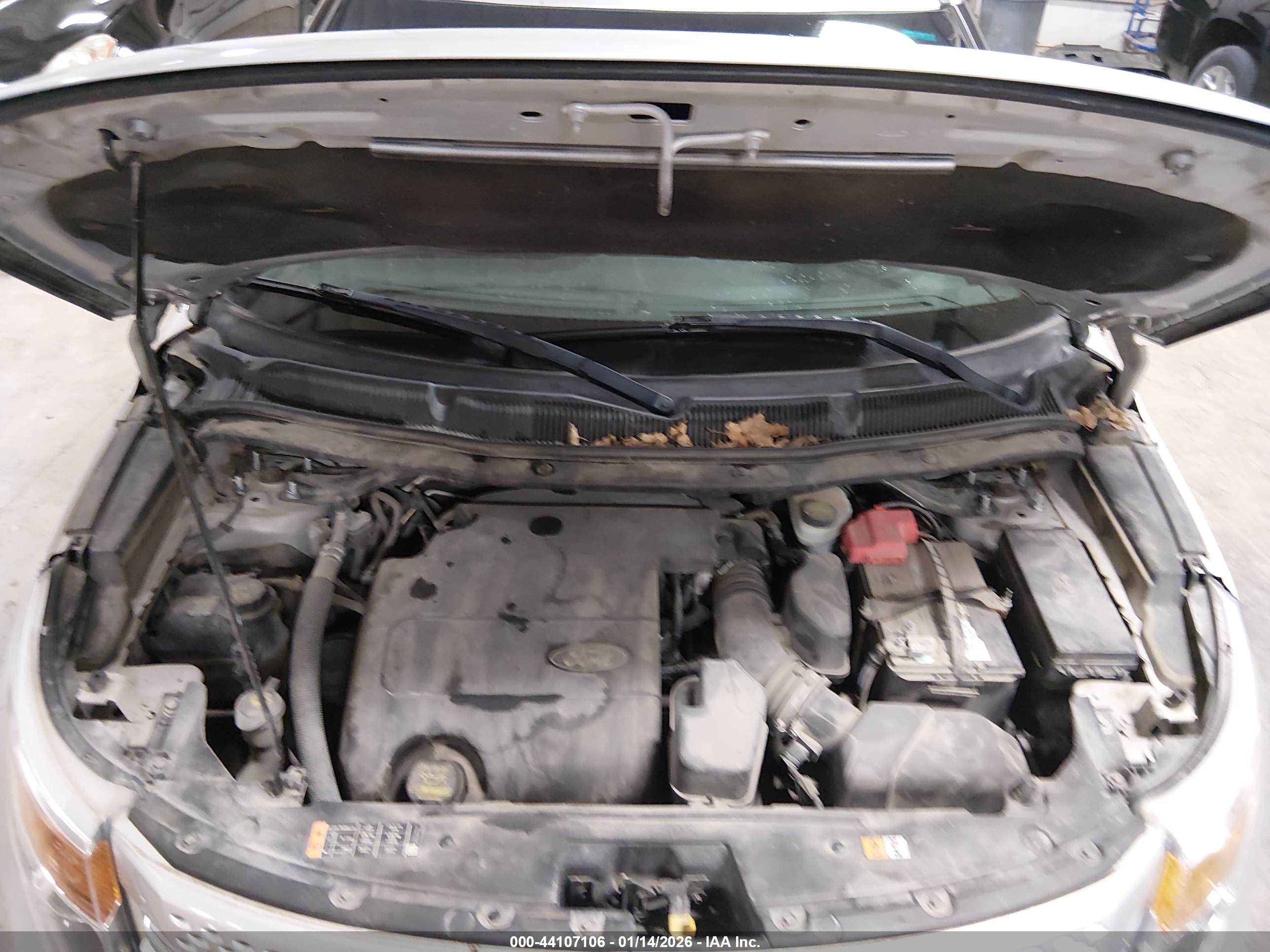 FORD EXPLORER image 10
