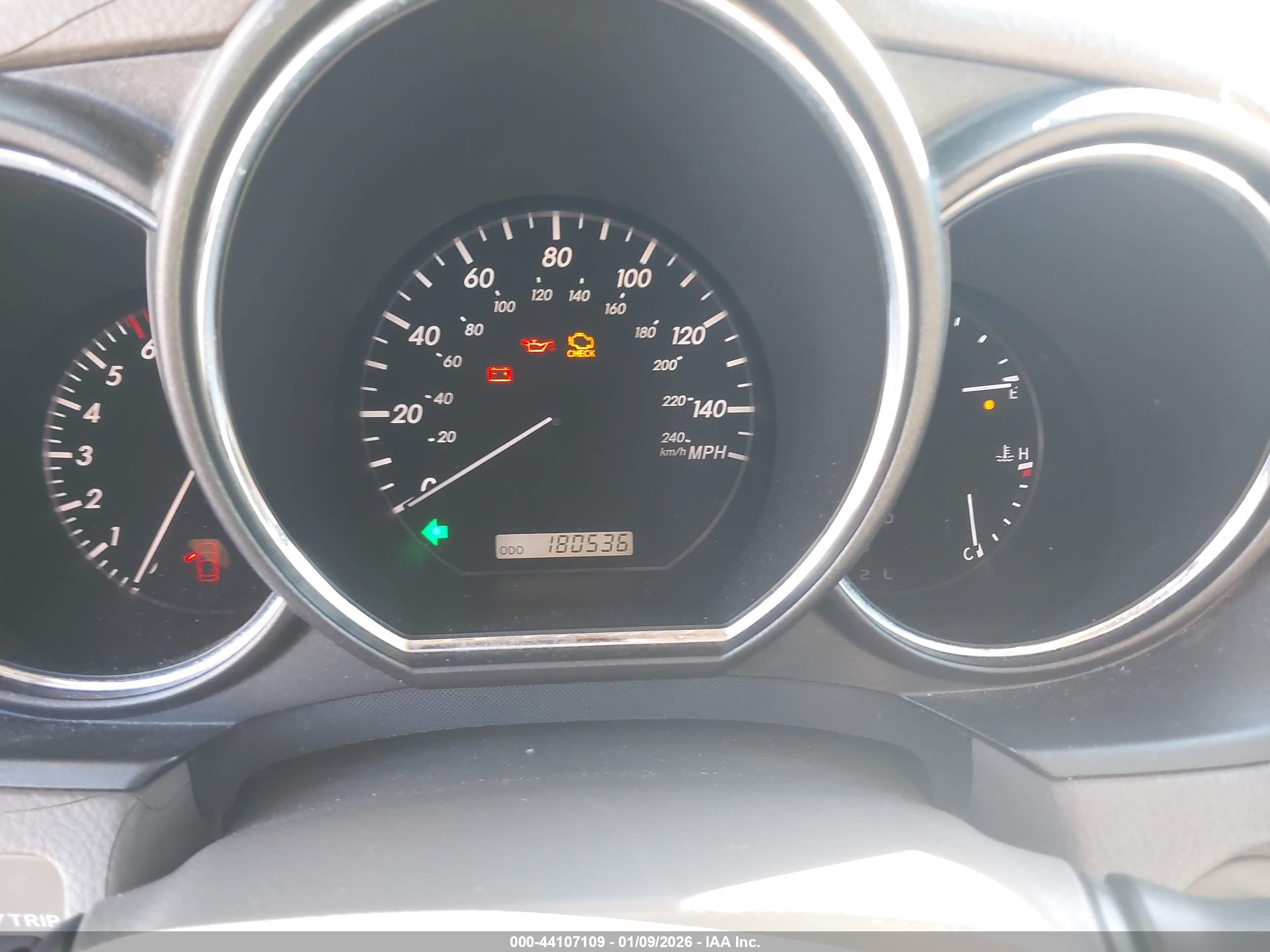 LEXUS RX image 7