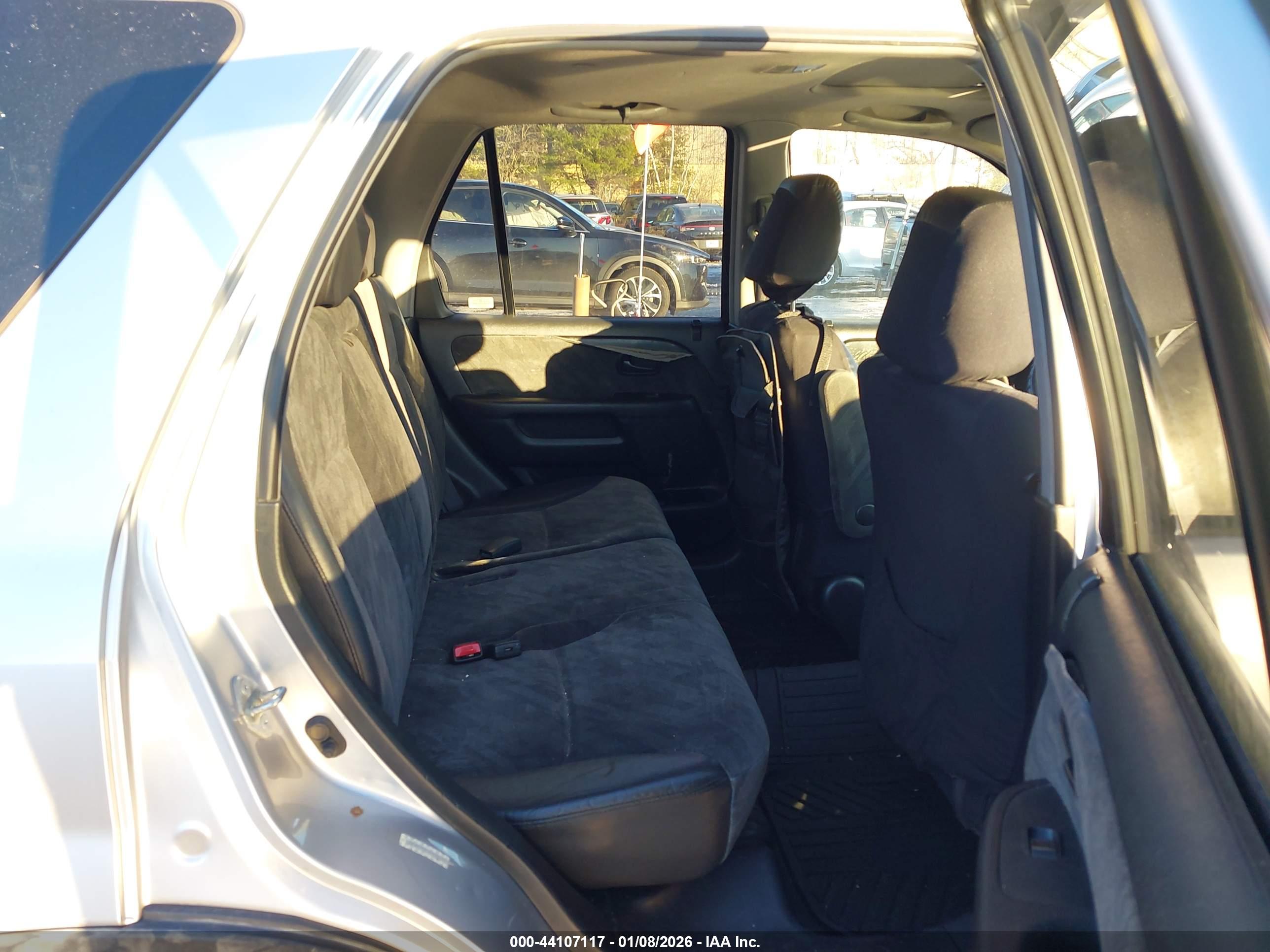 HONDA CR-V image 8
