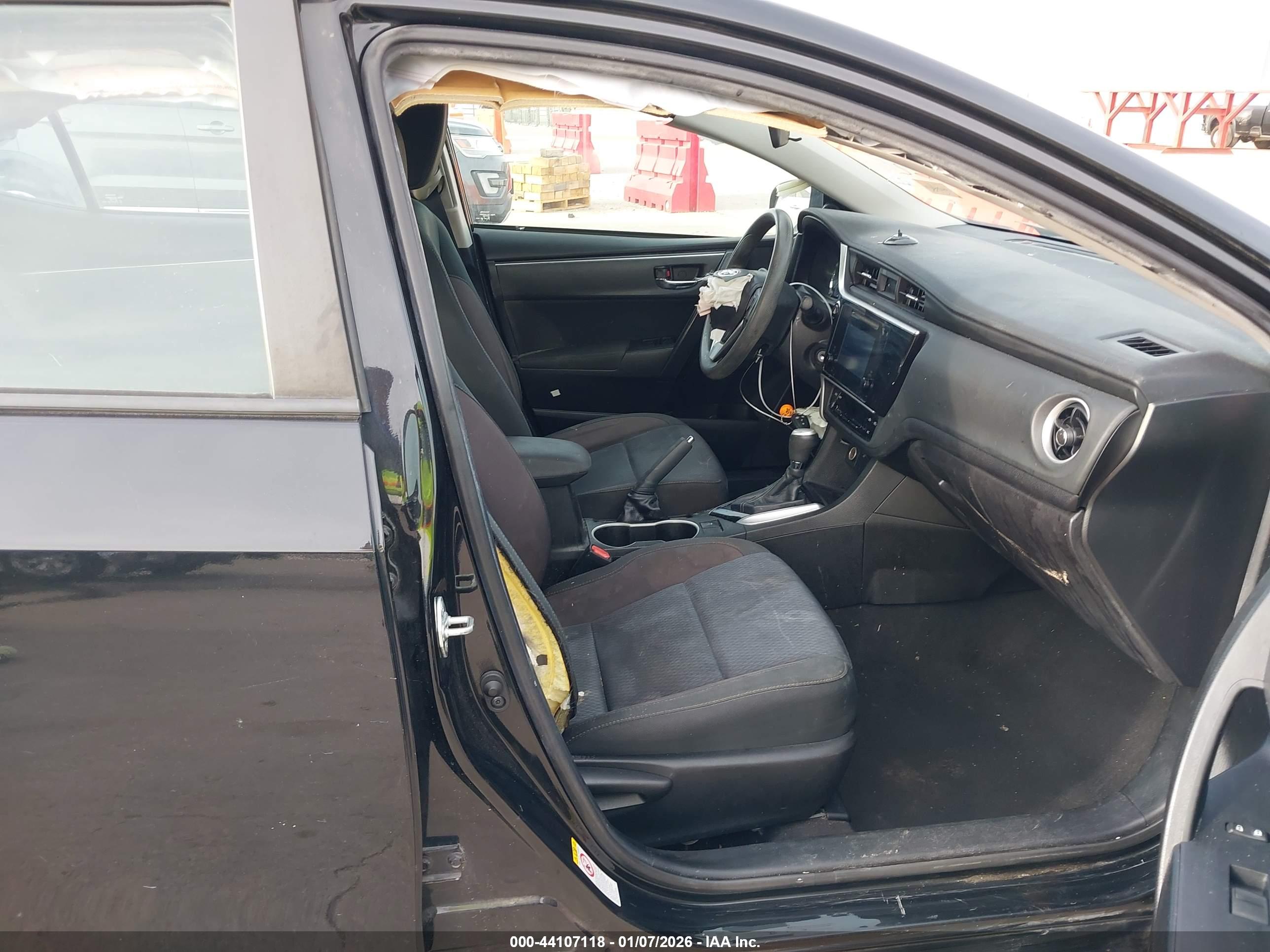 TOYOTA COROLLA image 5