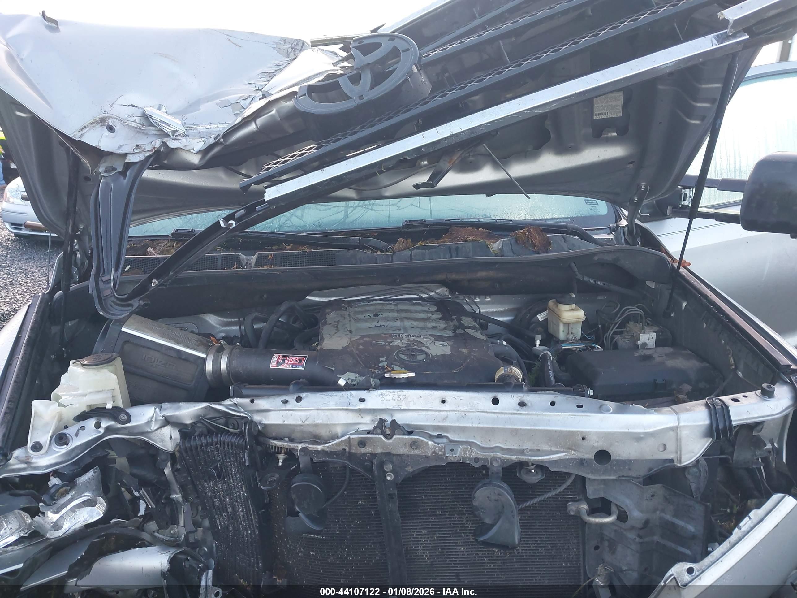 TOYOTA TUNDRA image 10