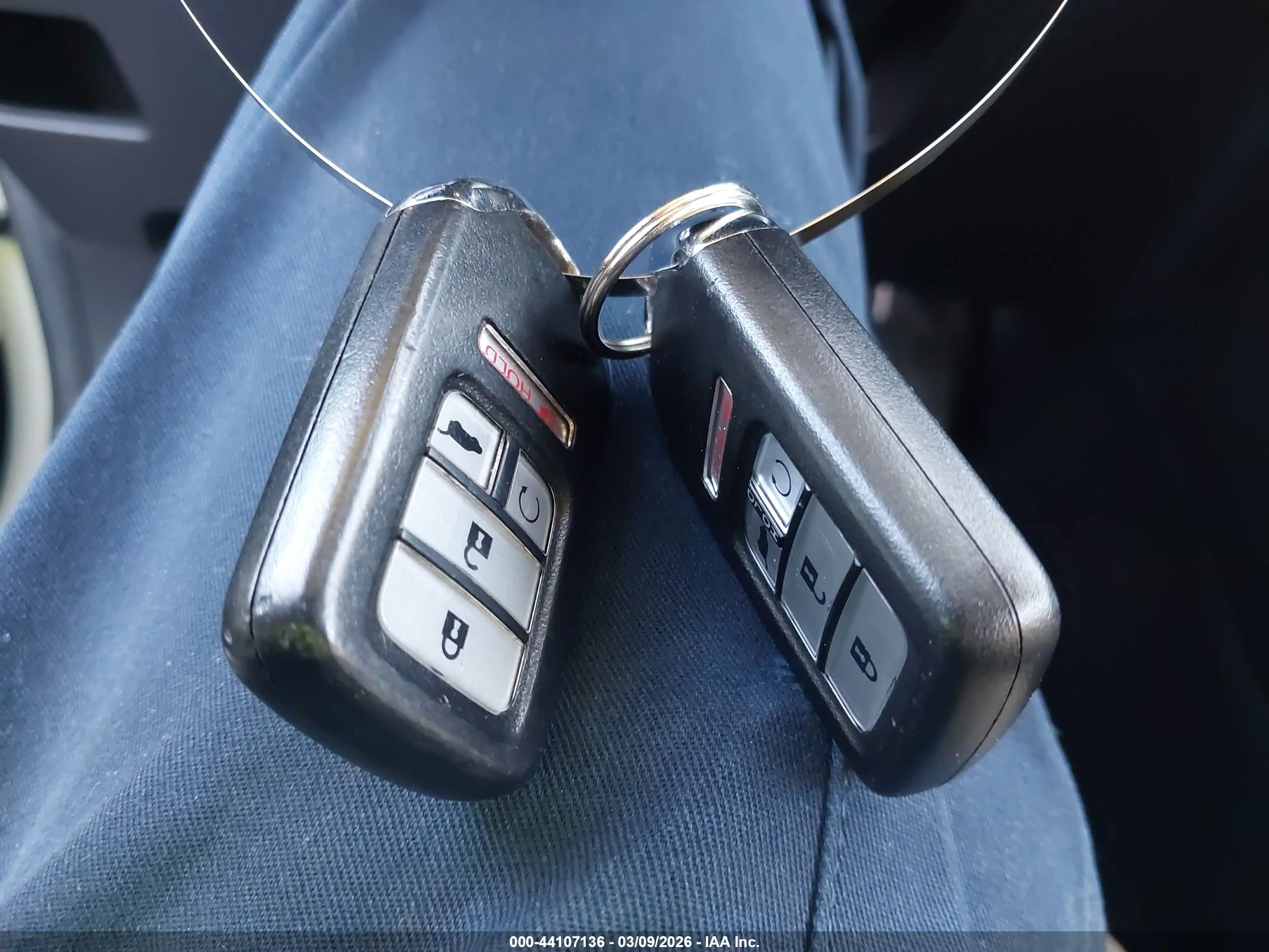 HONDA CR-V image 11