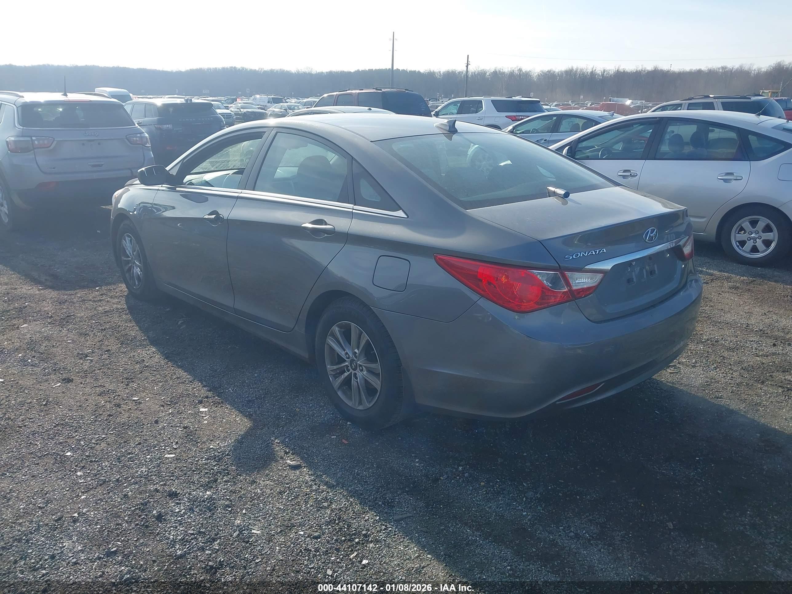 HYUNDAI SONATA image 3