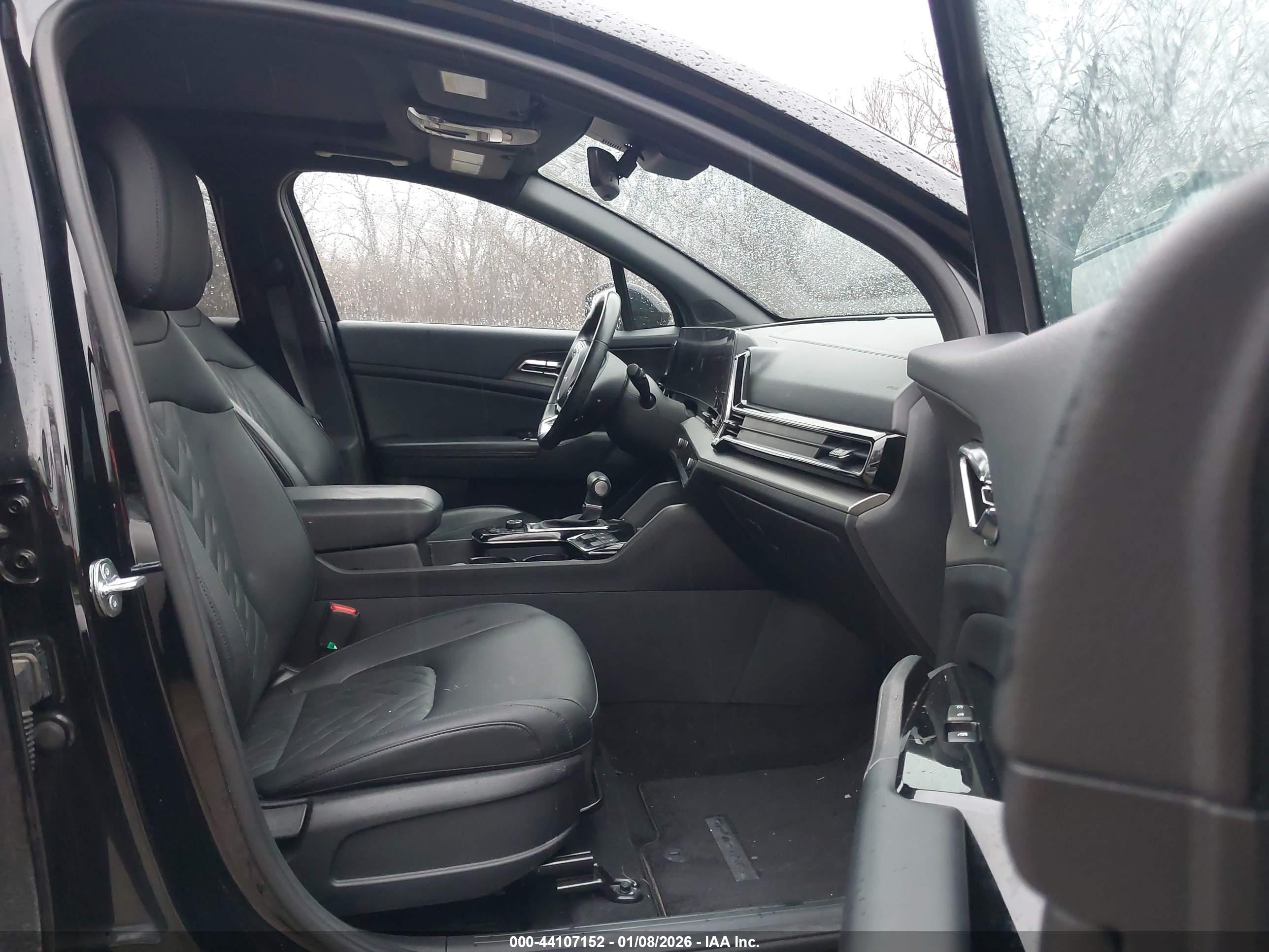 KIA SPORTAGE image 5