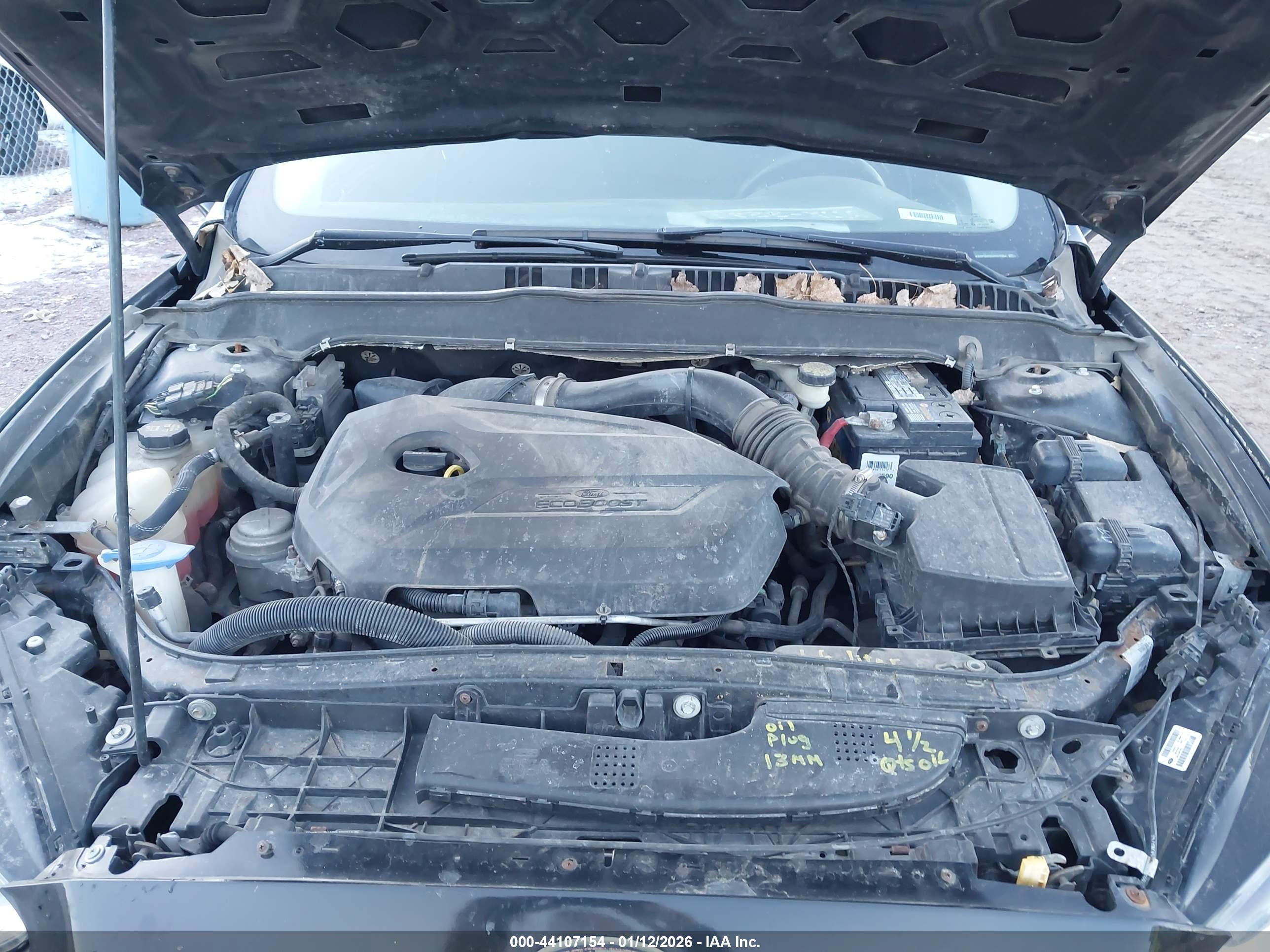 FORD FUSION image 10