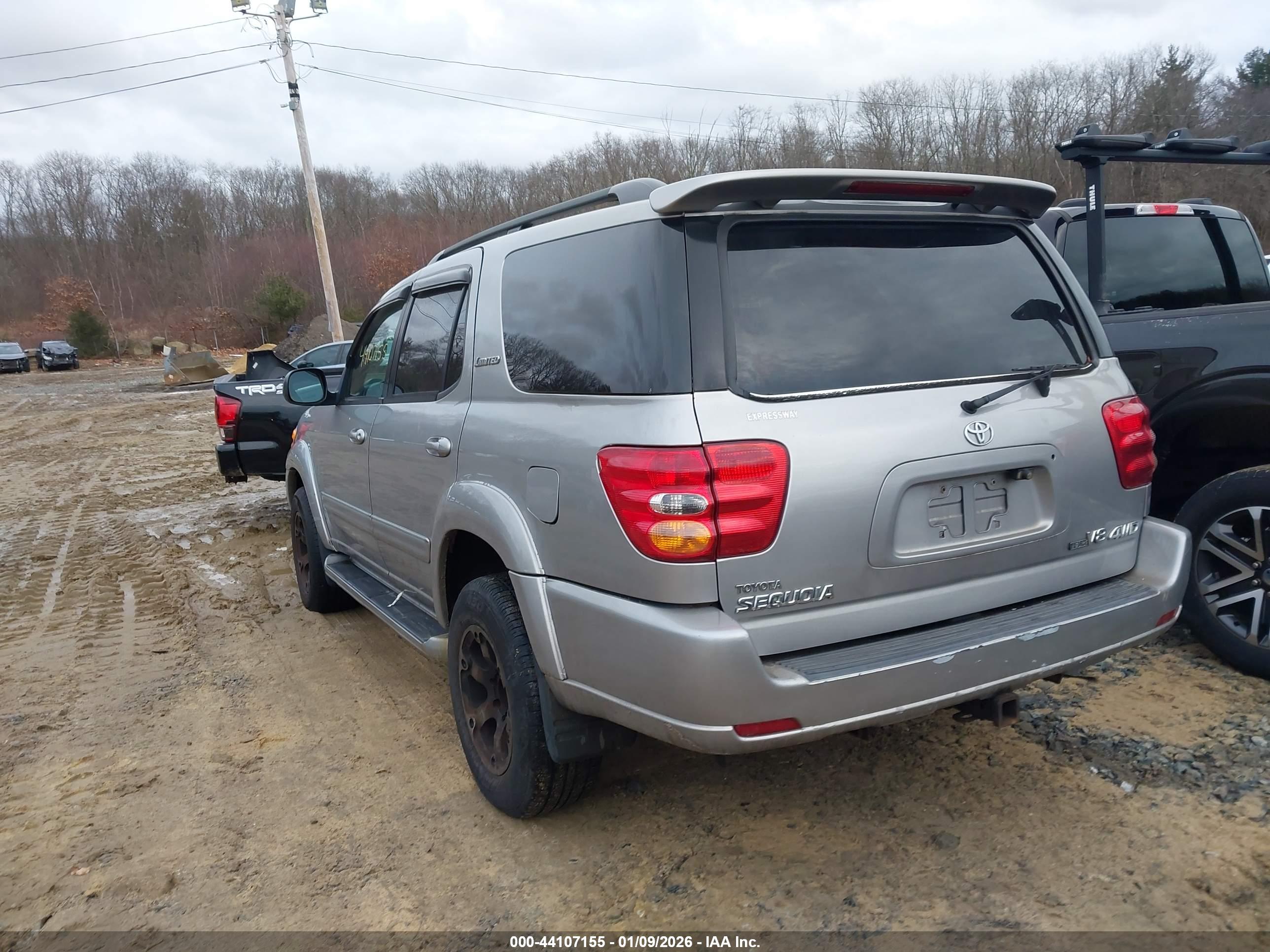 TOYOTA SEQUOIA image 3