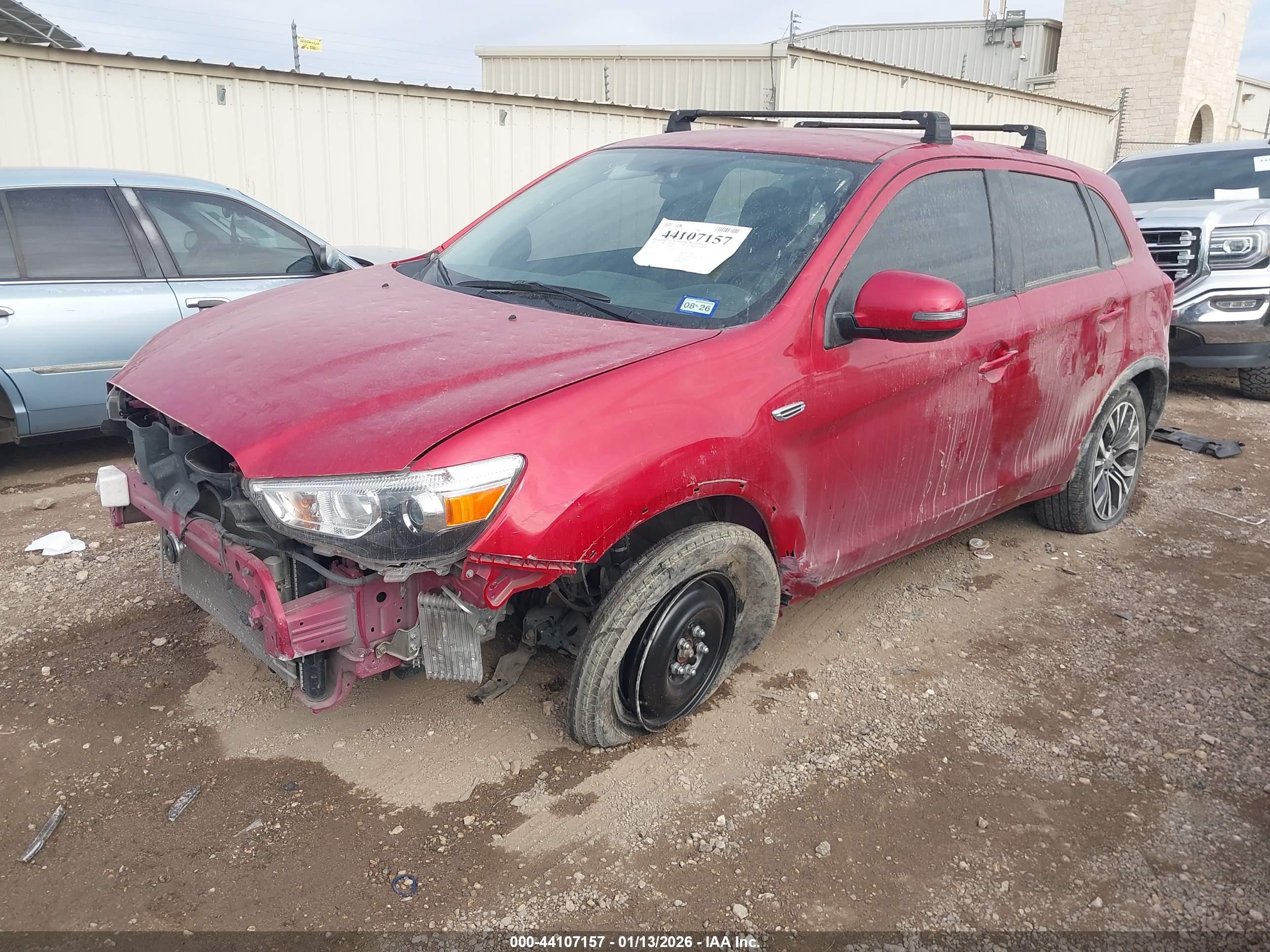 MITSUBISHI OUTLANDER image 2