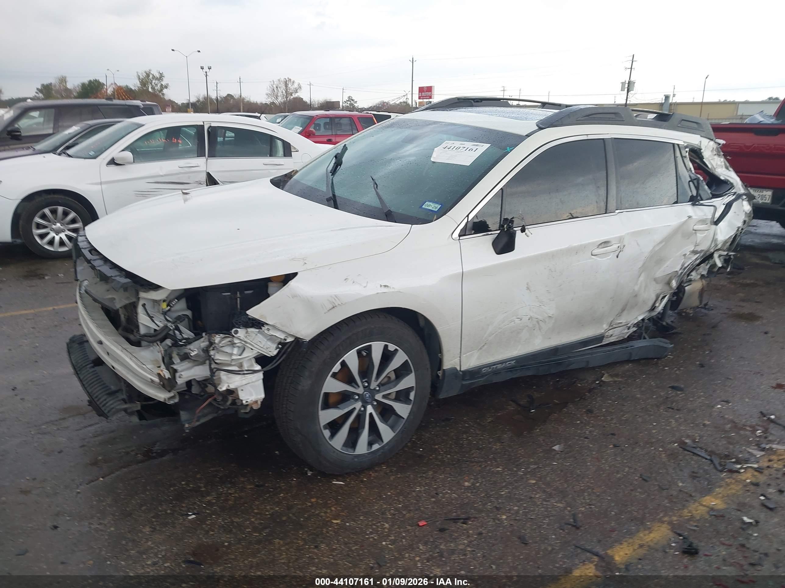 SUBARU OUTBACK image 2