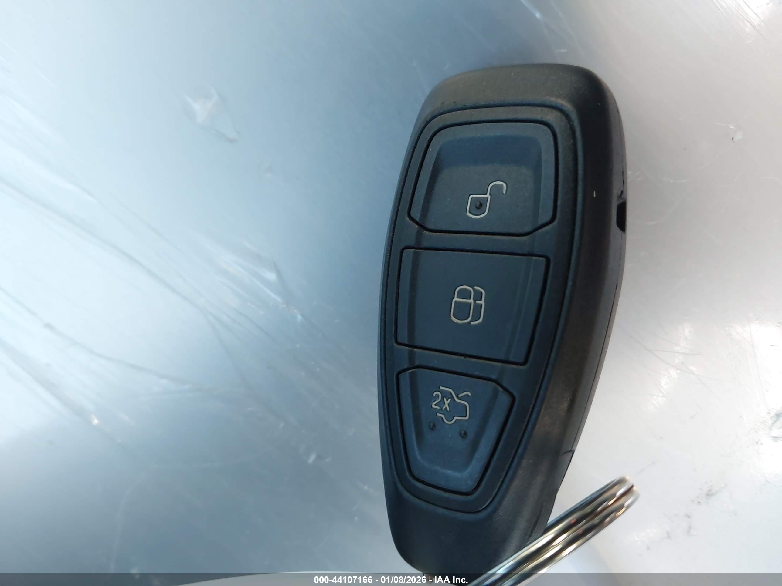 FORD FIESTA image 11