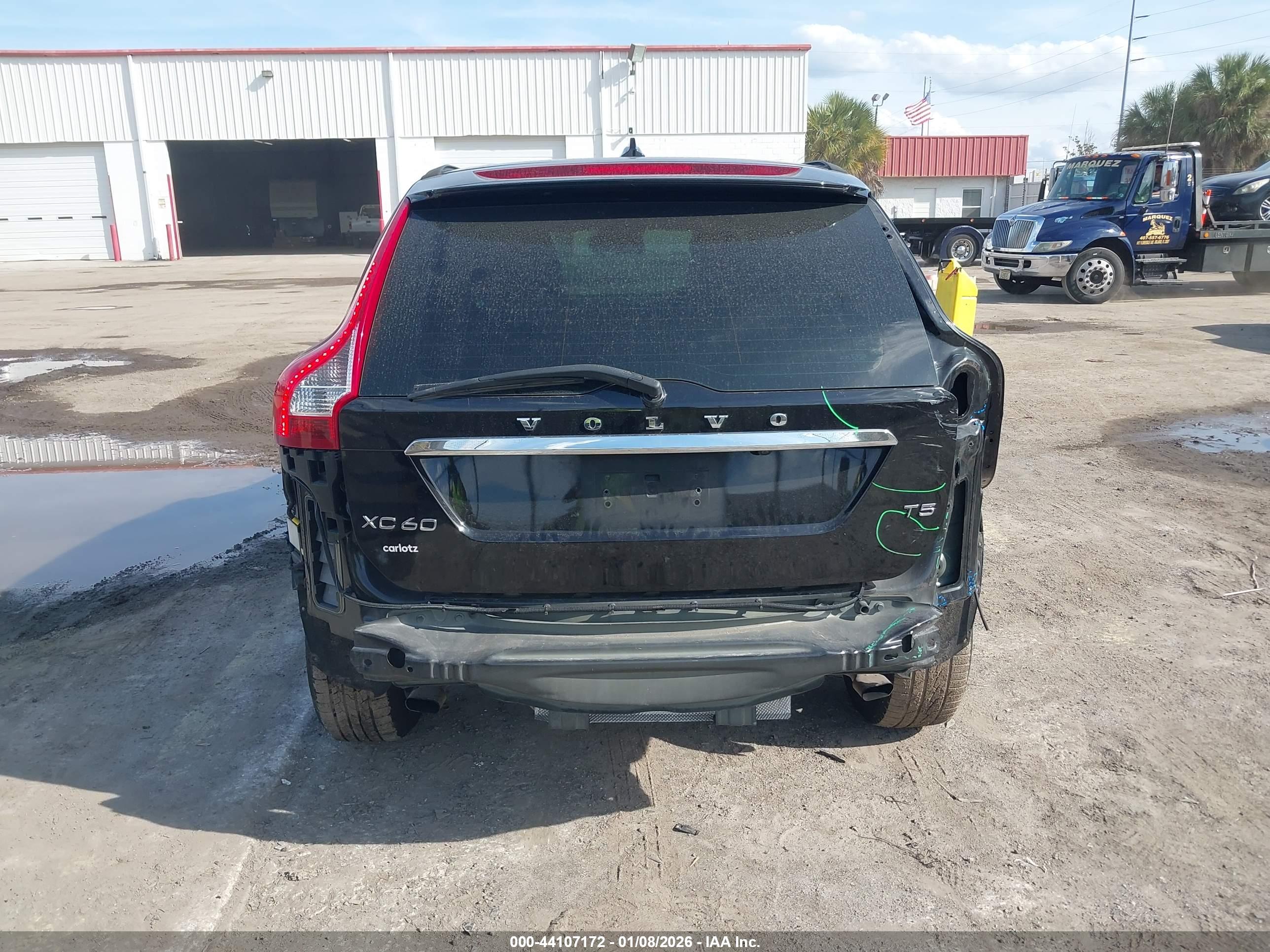 VOLVO XC60 image 6