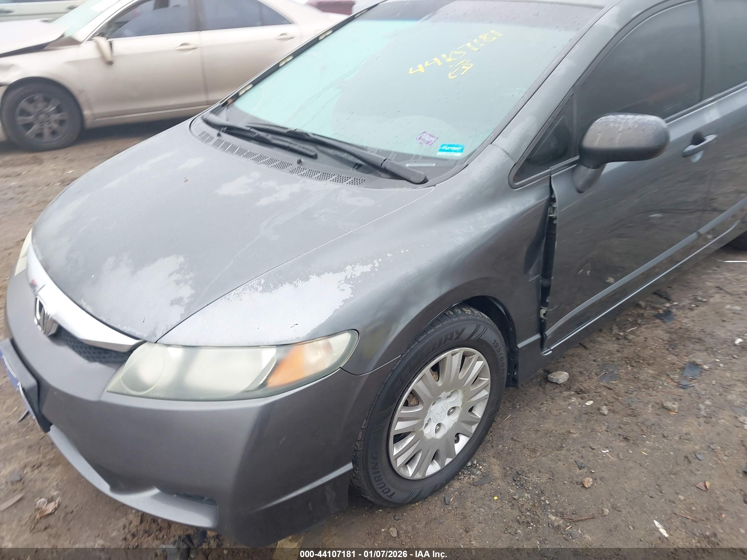 HONDA CIVIC image 6