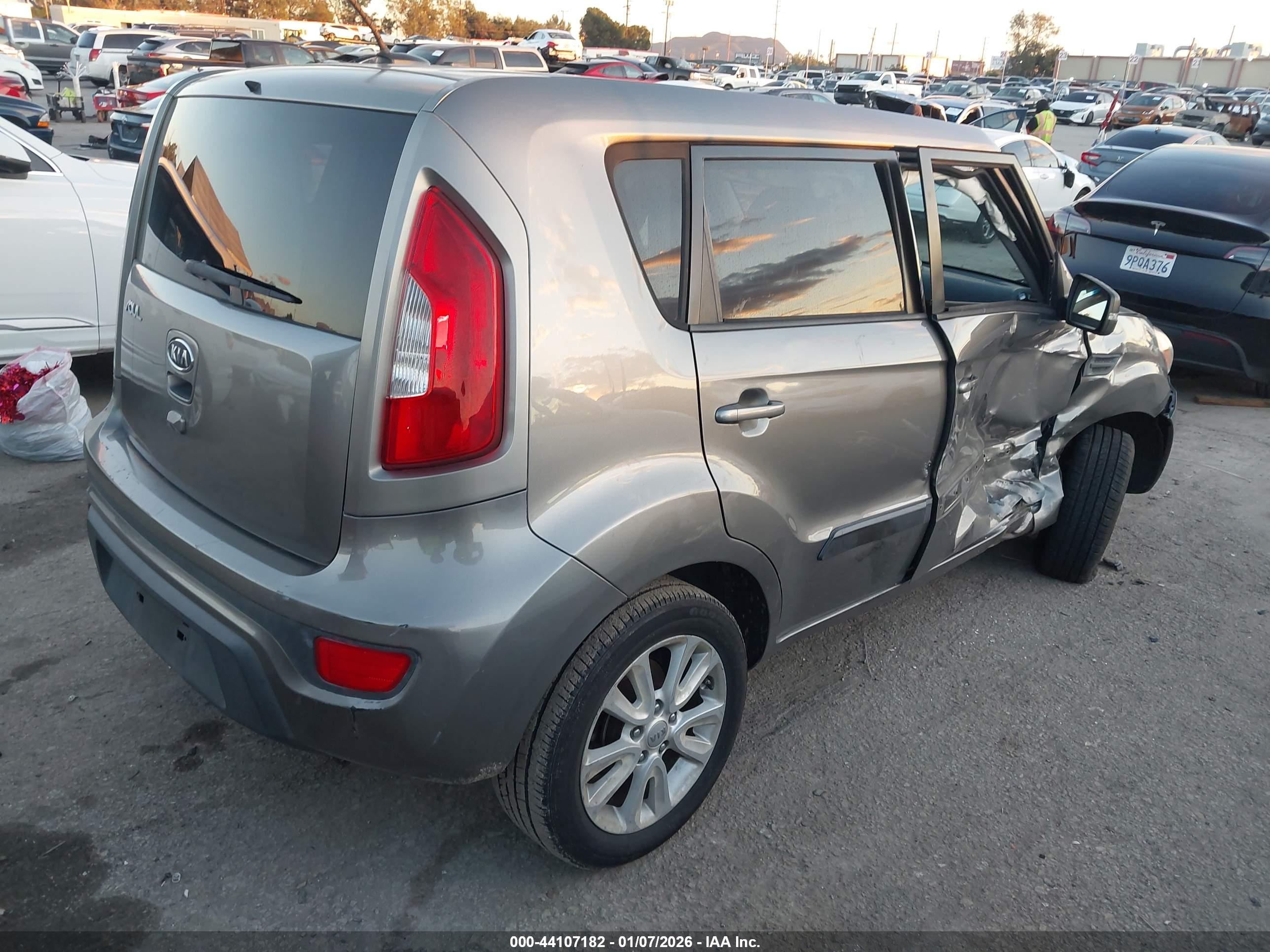 KIA SOUL image 4