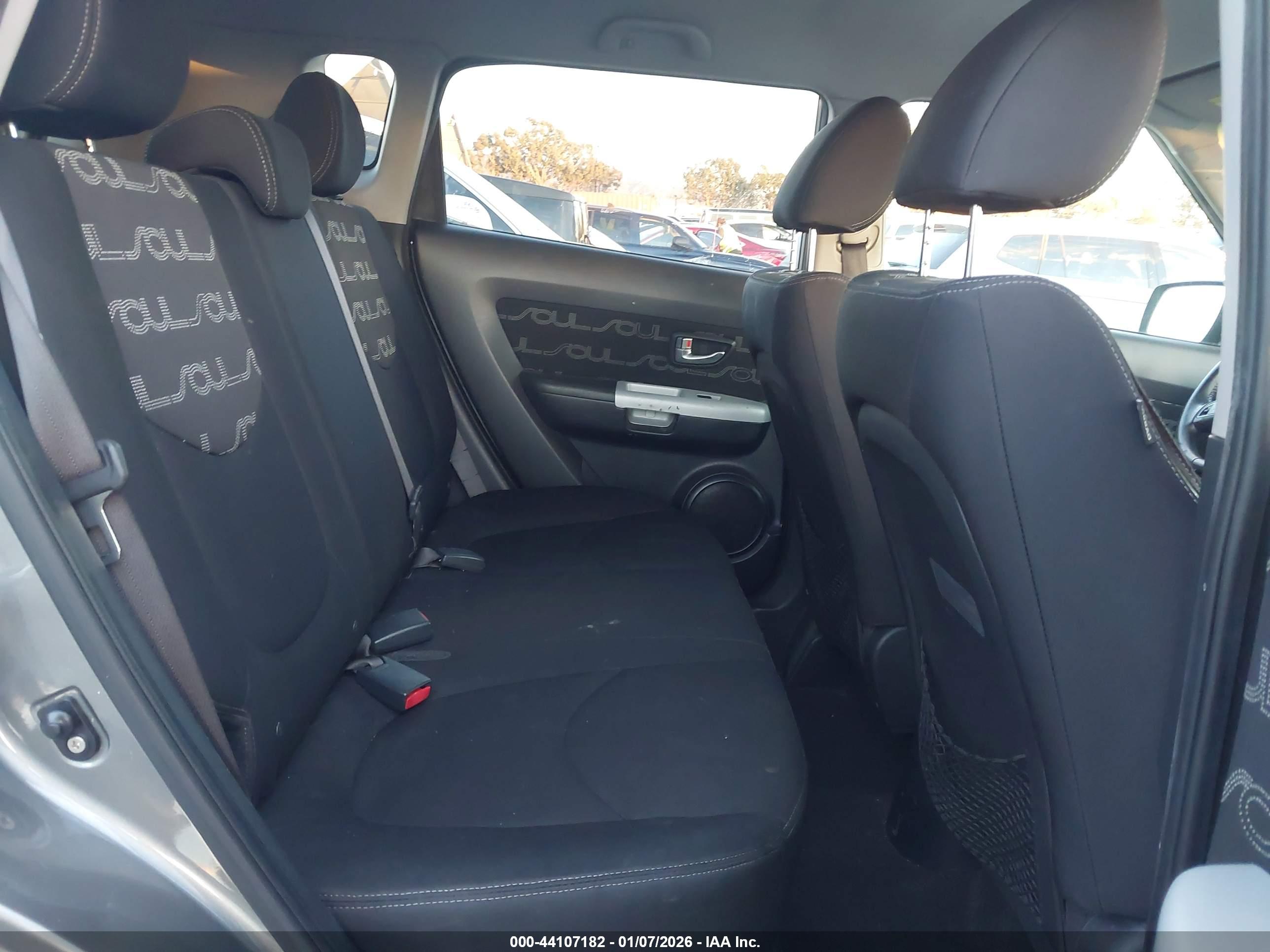 KIA SOUL image 8