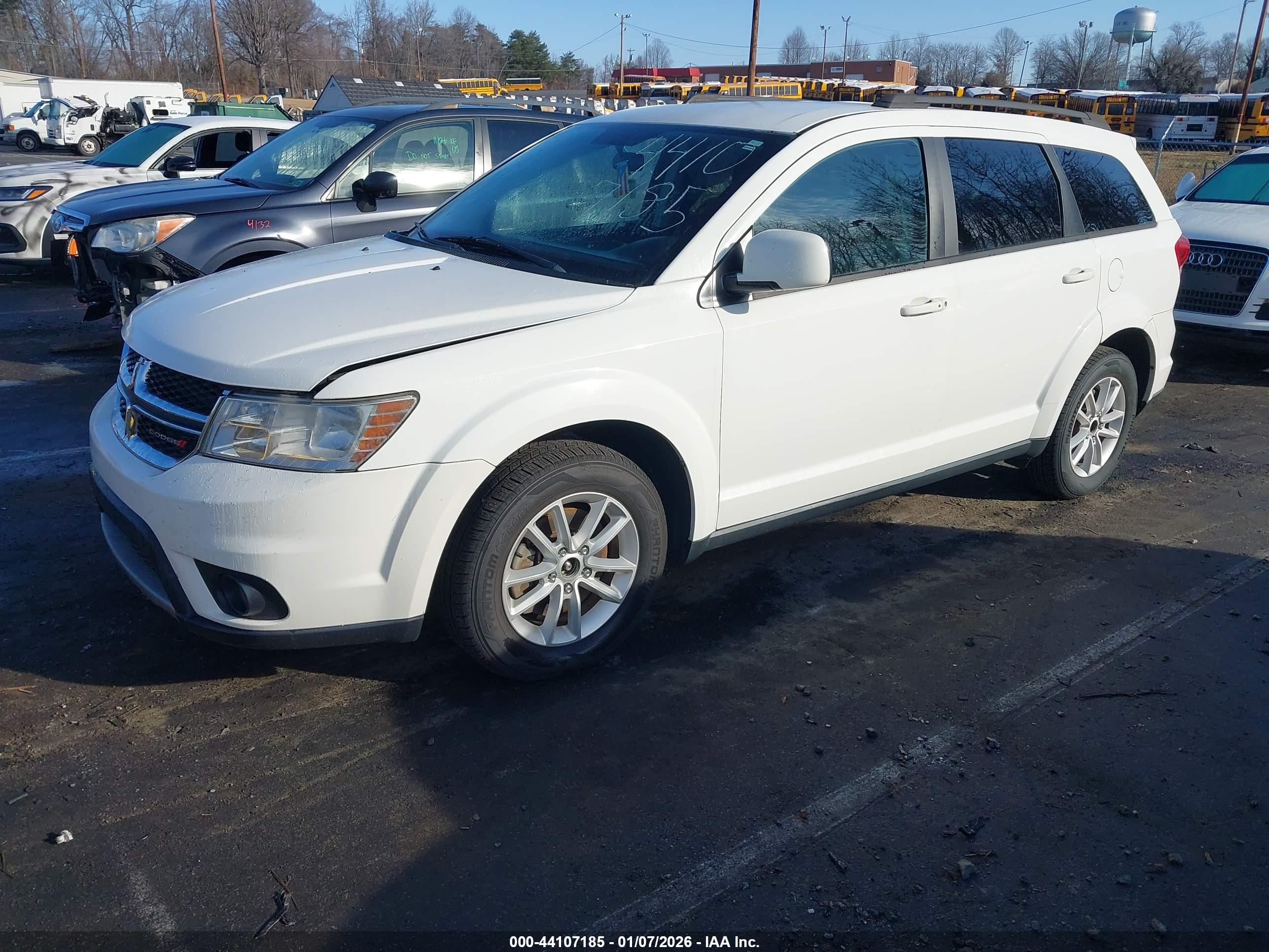 DODGE JOURNEY image 2
