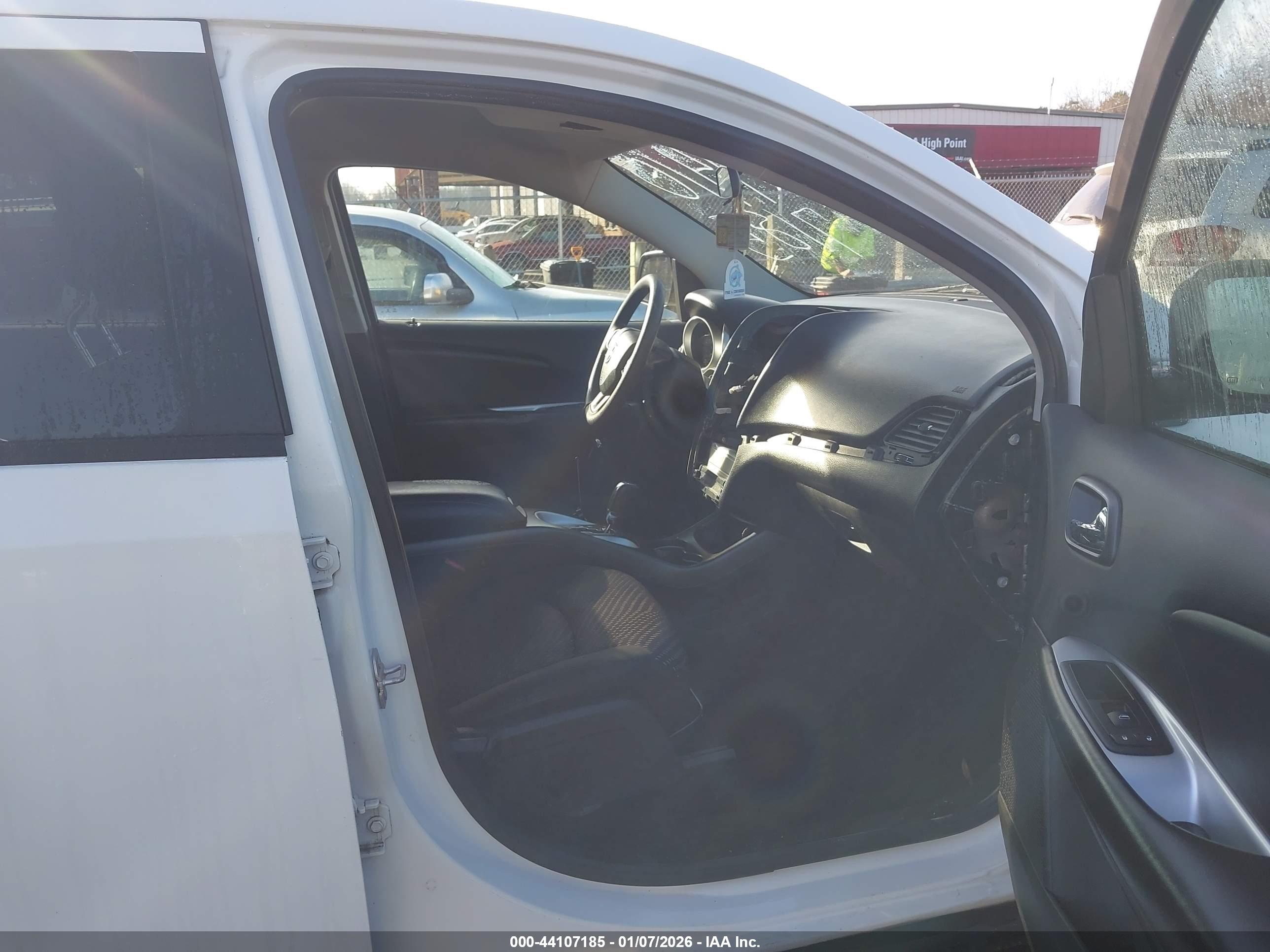 DODGE JOURNEY image 5