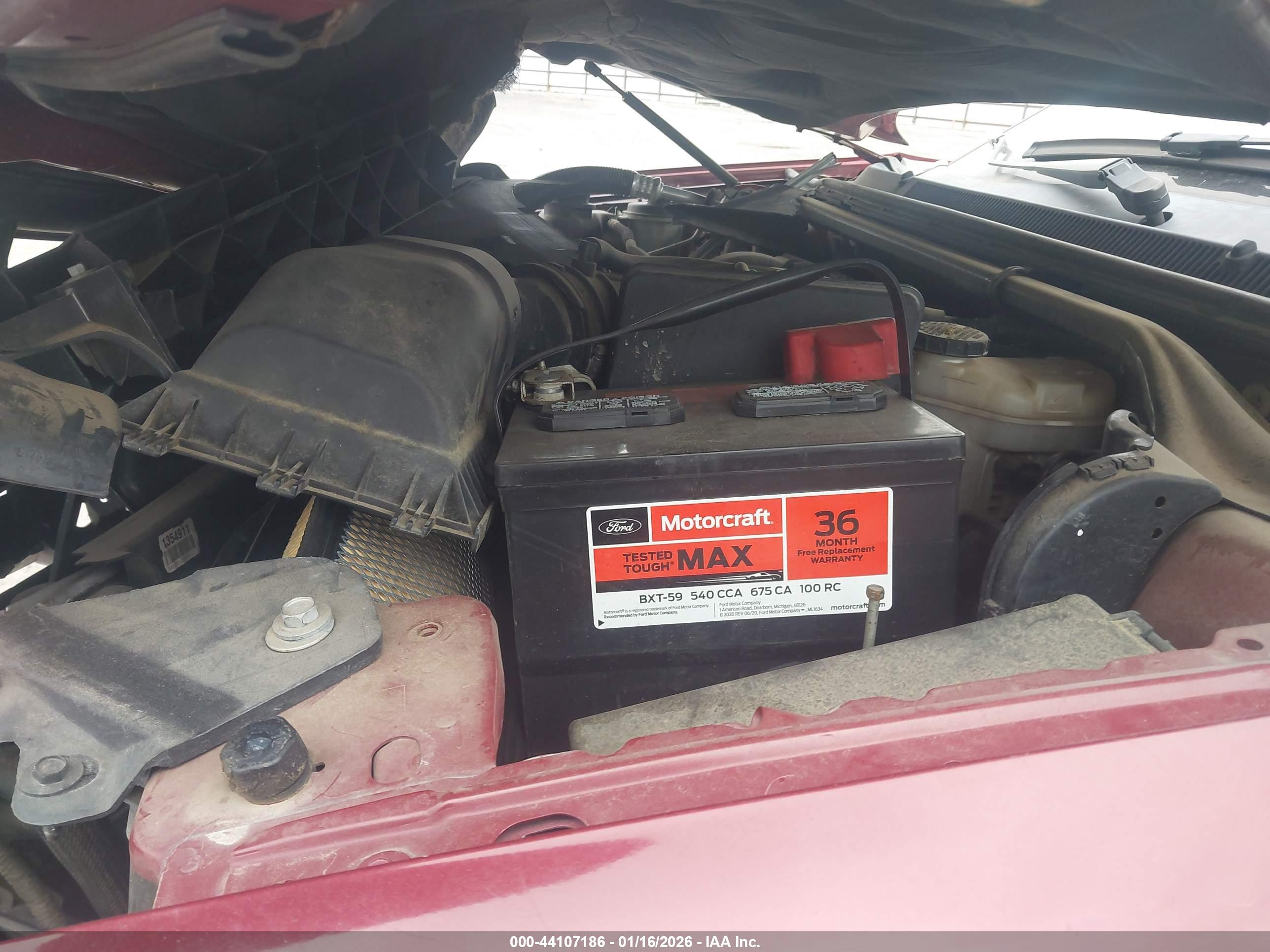 FORD TAURUS image 10