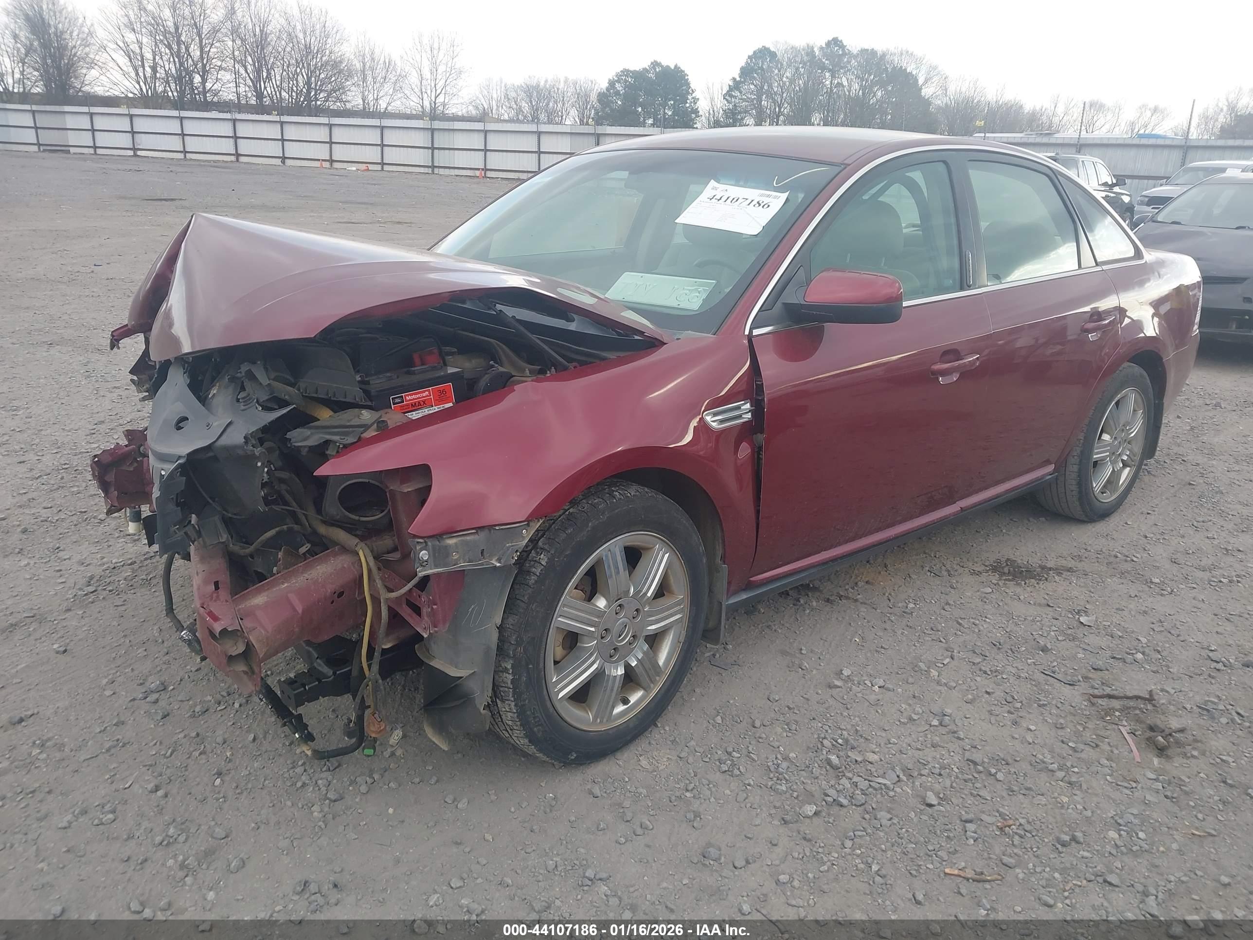 FORD TAURUS image 2