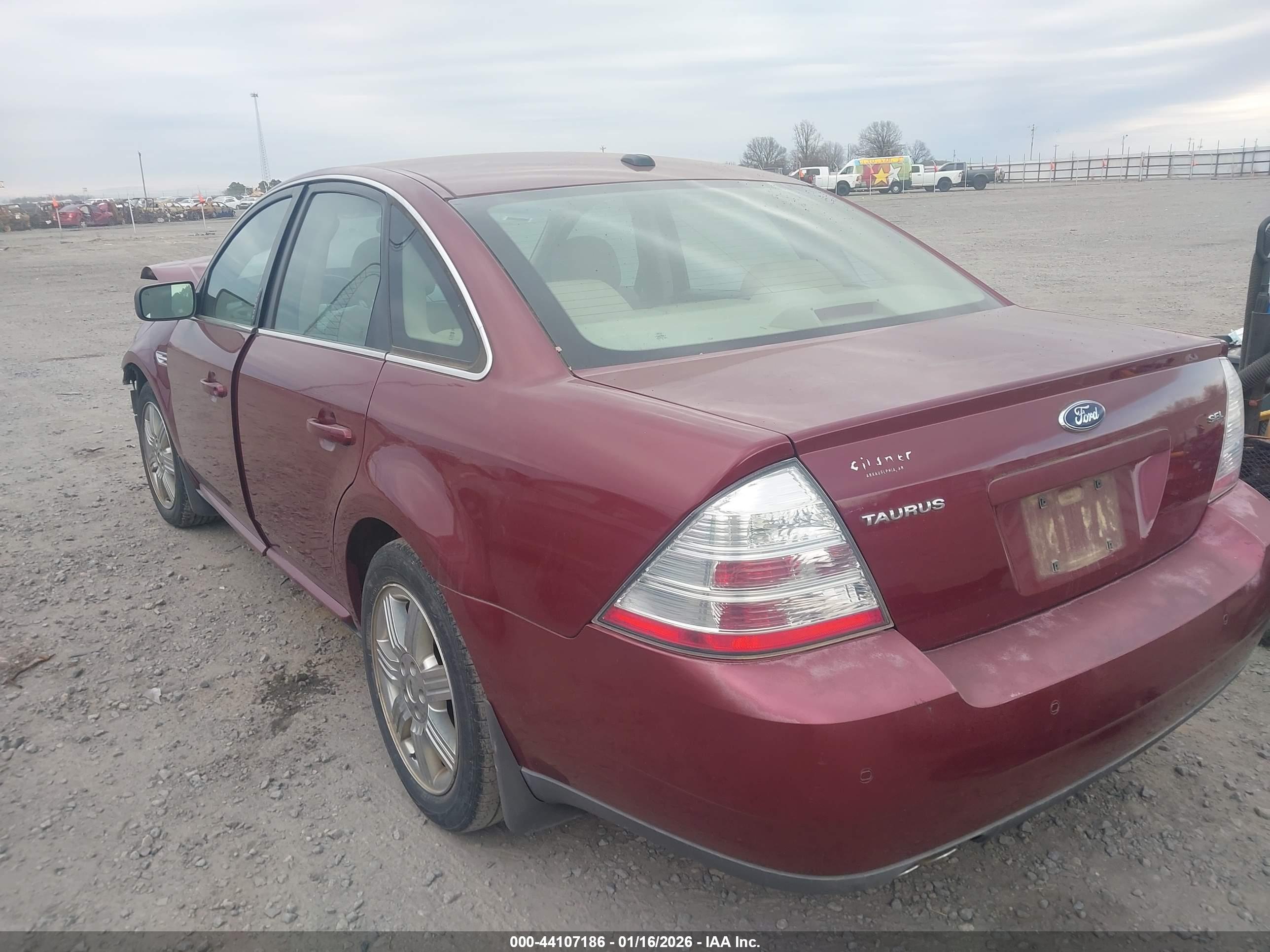 FORD TAURUS image 3
