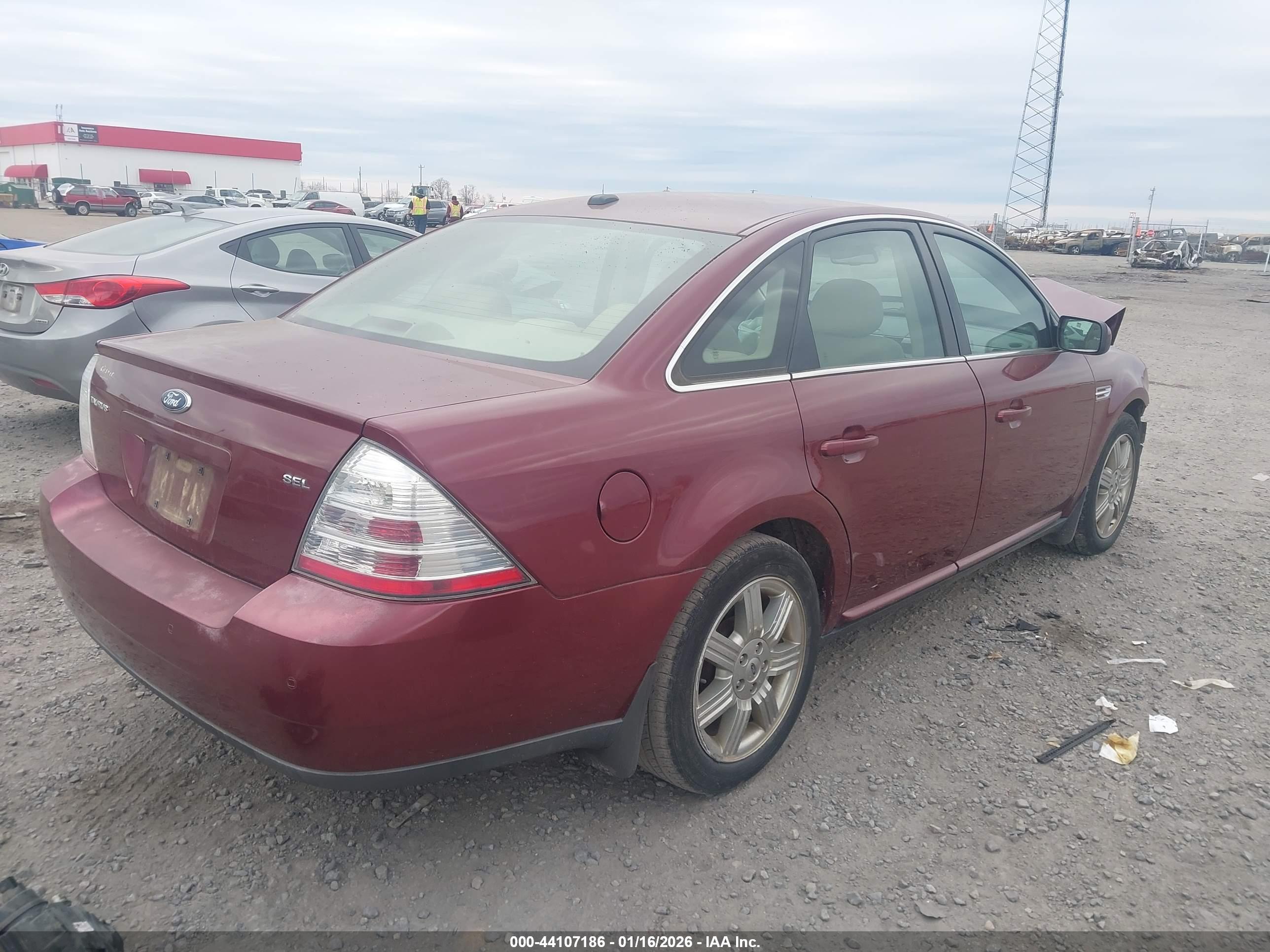 FORD TAURUS image 4