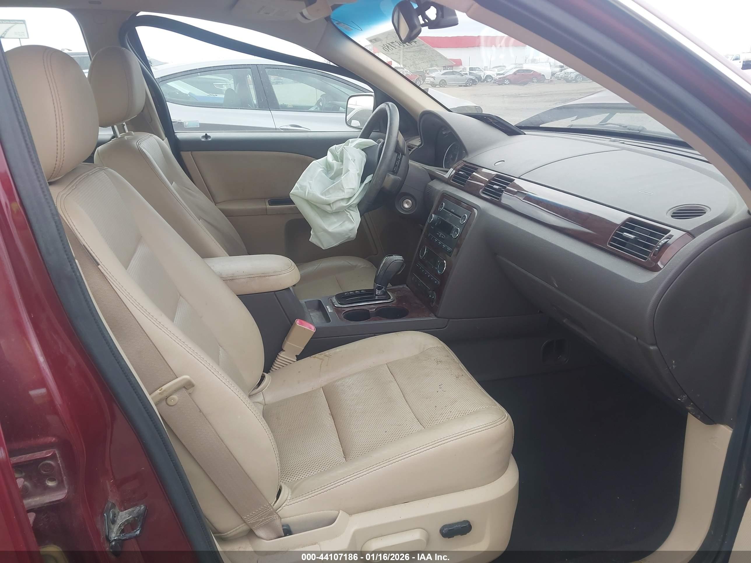 FORD TAURUS image 5