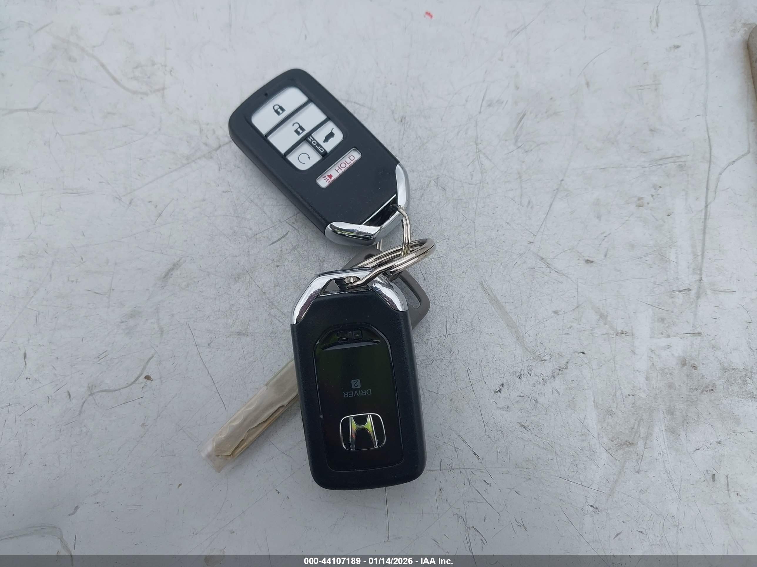 HONDA CR-V image 11