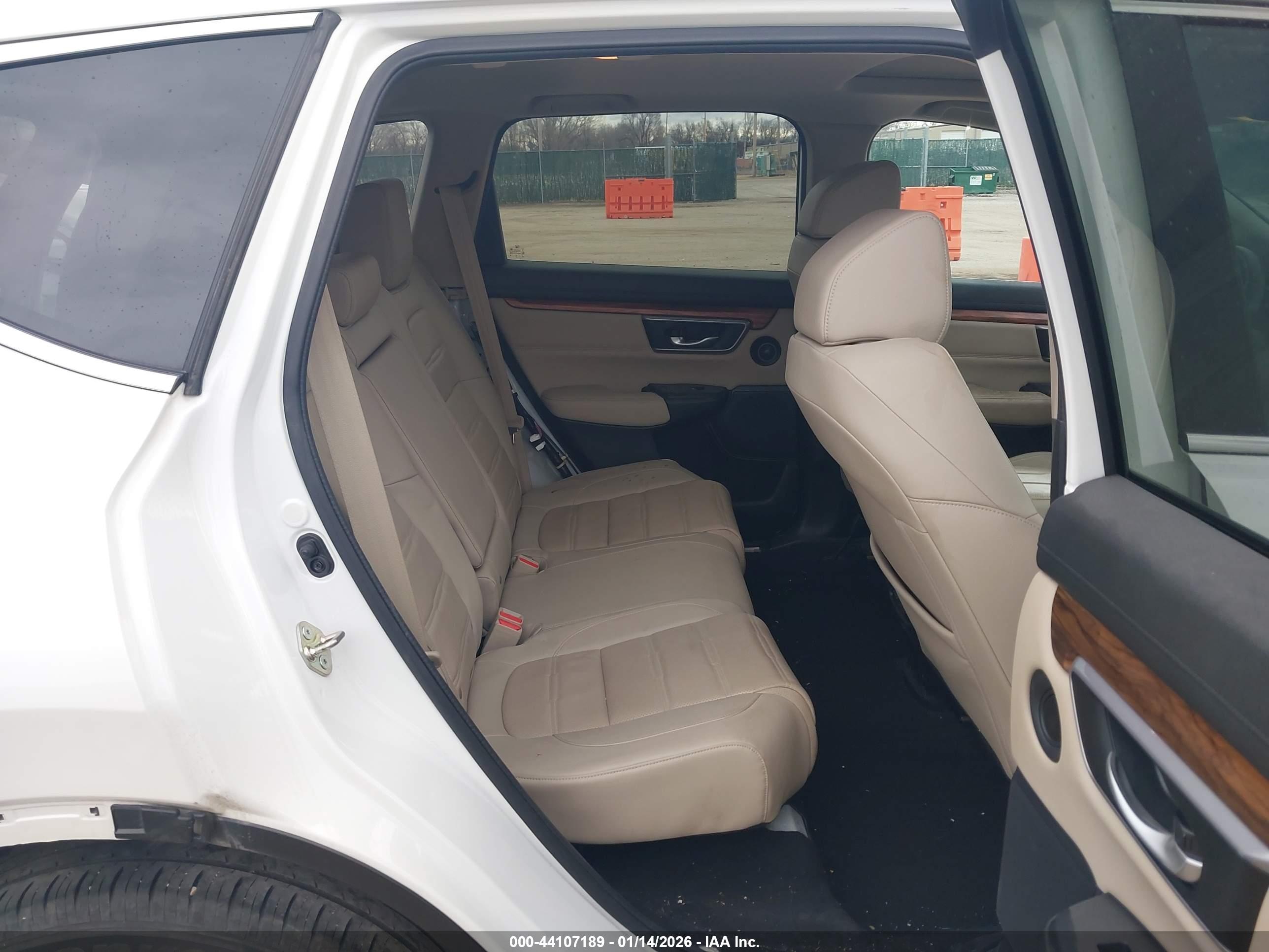 HONDA CR-V image 8