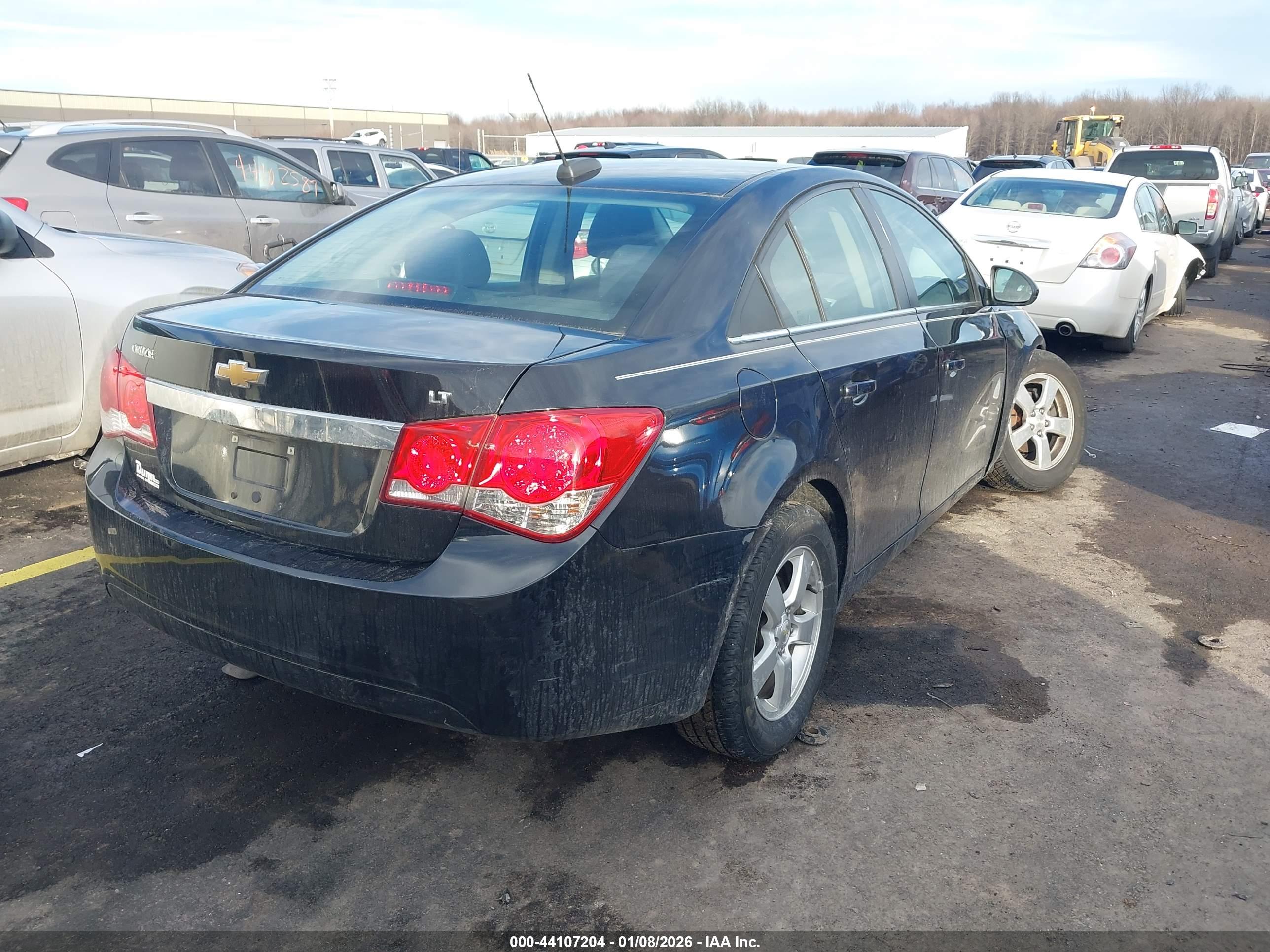 CHEVROLET CRUZE image 4