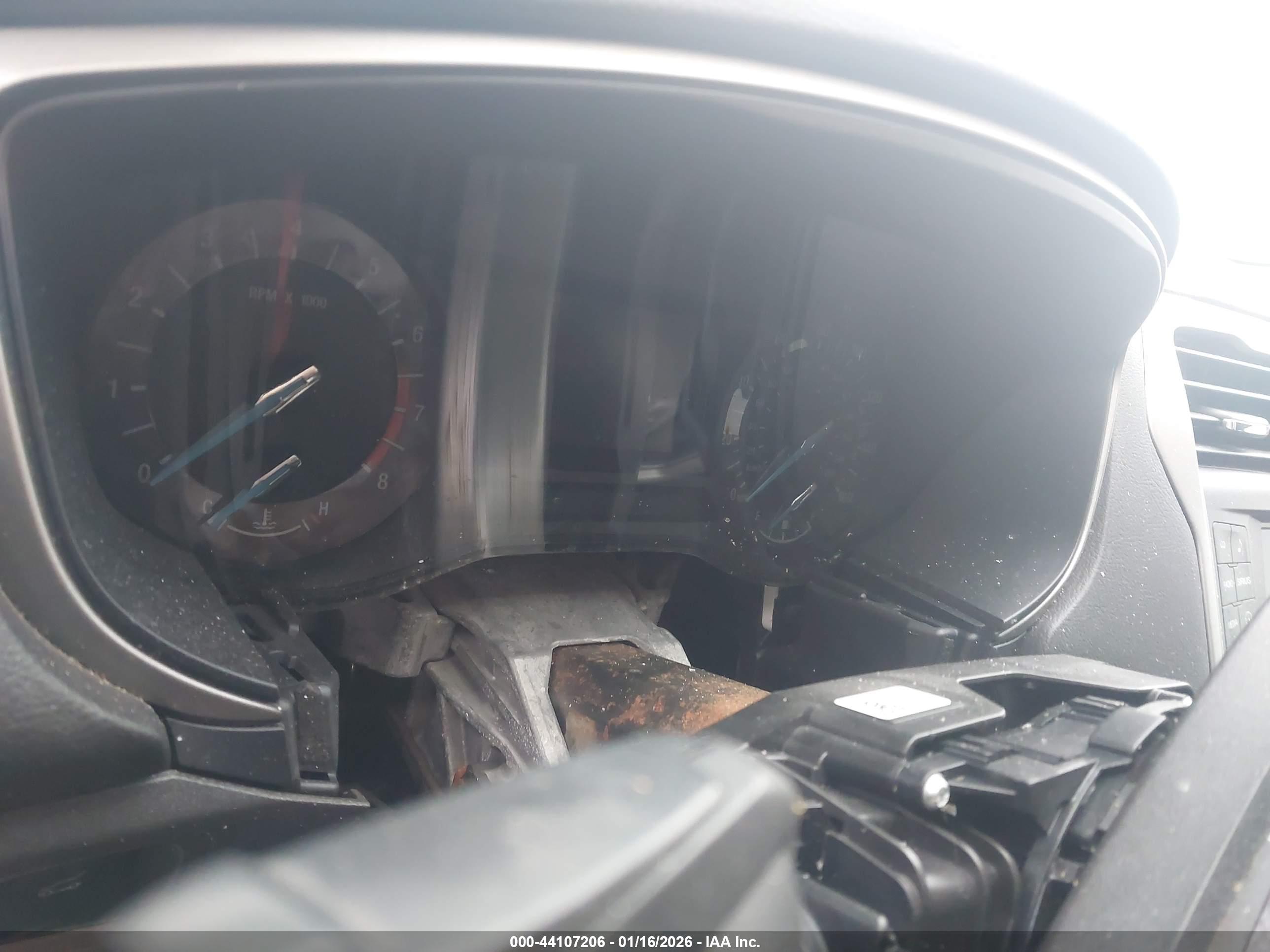 FORD FUSION image 7
