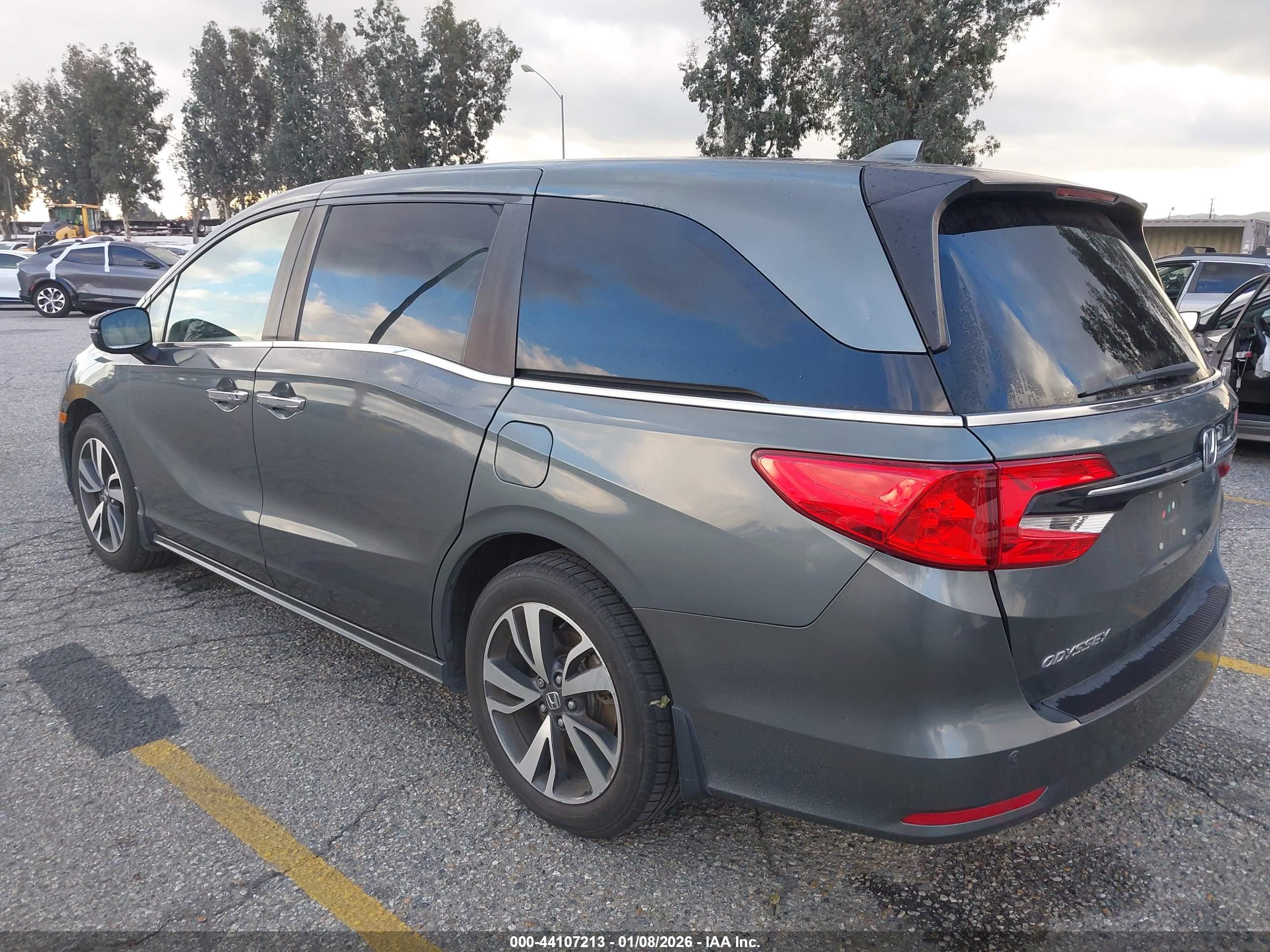 HONDA ODYSSEY image 3