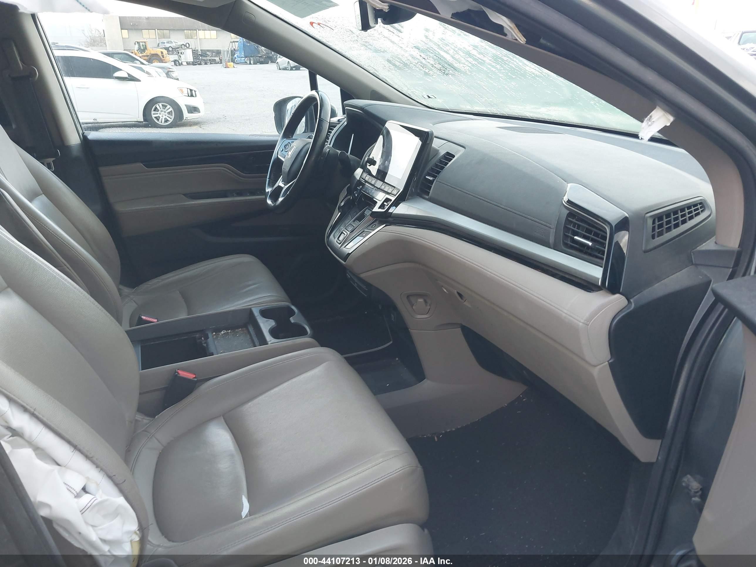HONDA ODYSSEY image 5