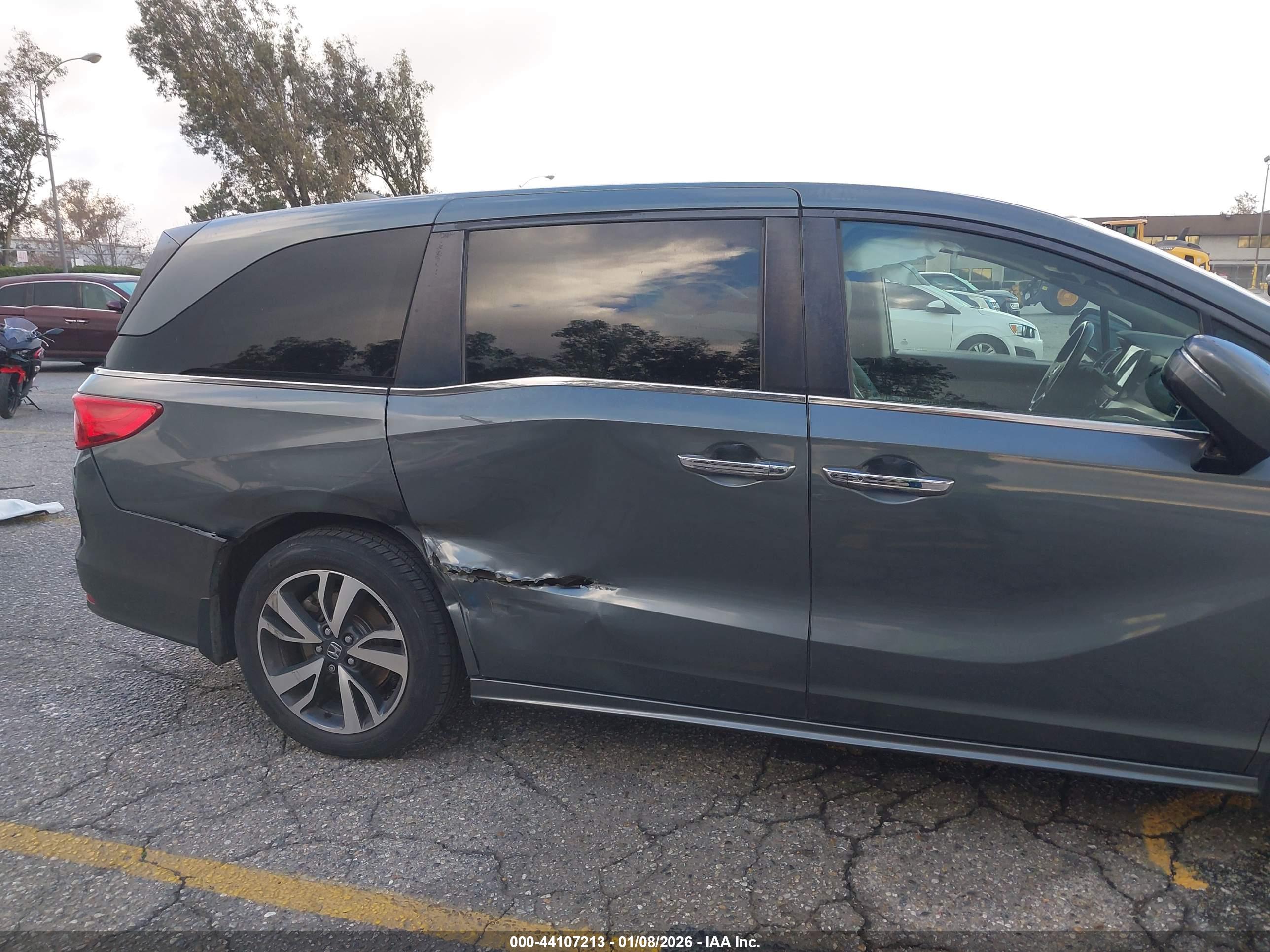 HONDA ODYSSEY image 6
