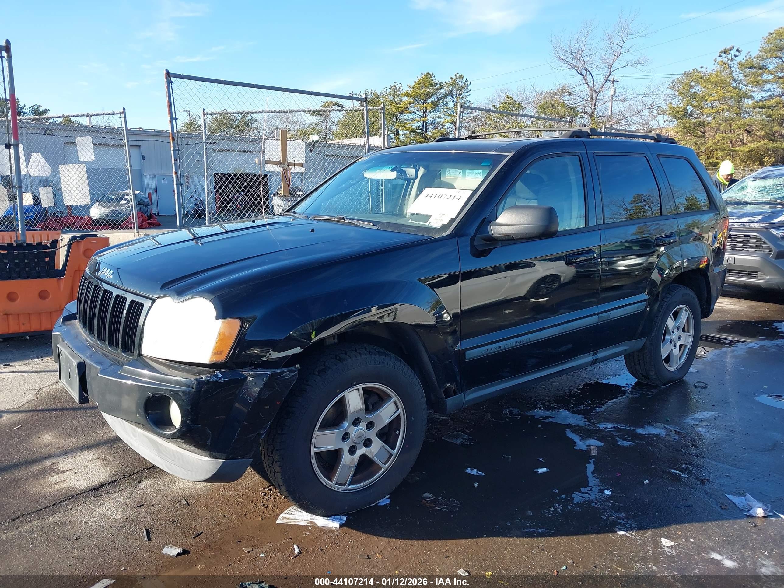JEEP GRAND image 2